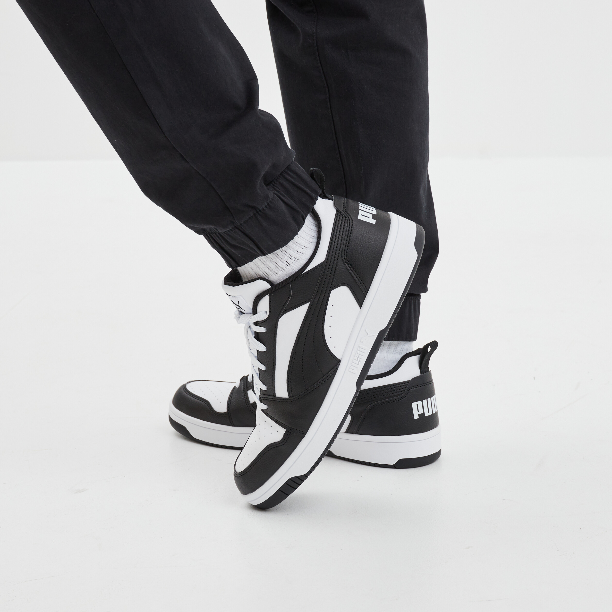 Tennis basses Puma Rebound V6 noir homme