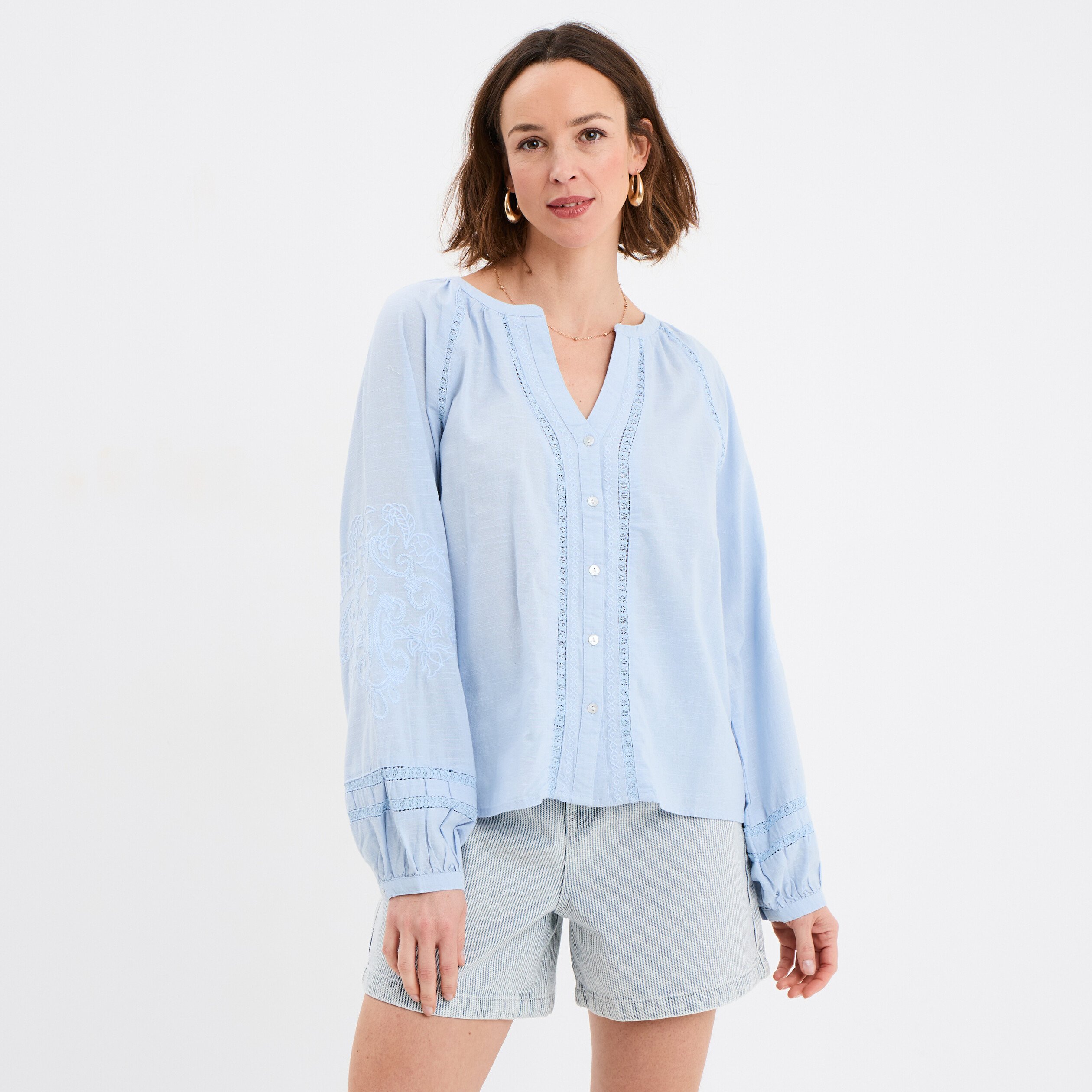 blouse manches ballons brodees bleu ciel femme Blouse manches ballons brodées bleu ciel femme