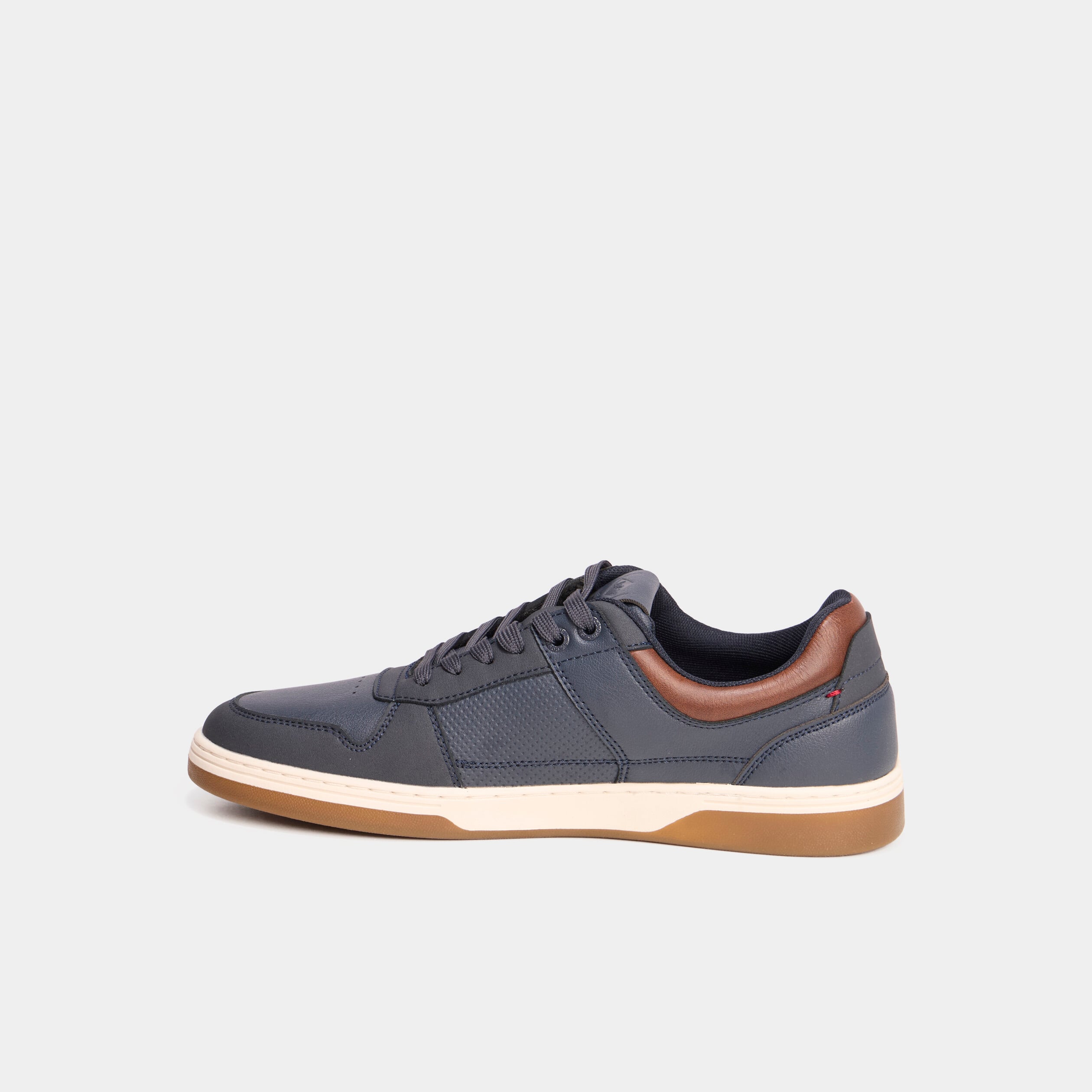 Tennis basses &agrave; lacets bleu marine homme