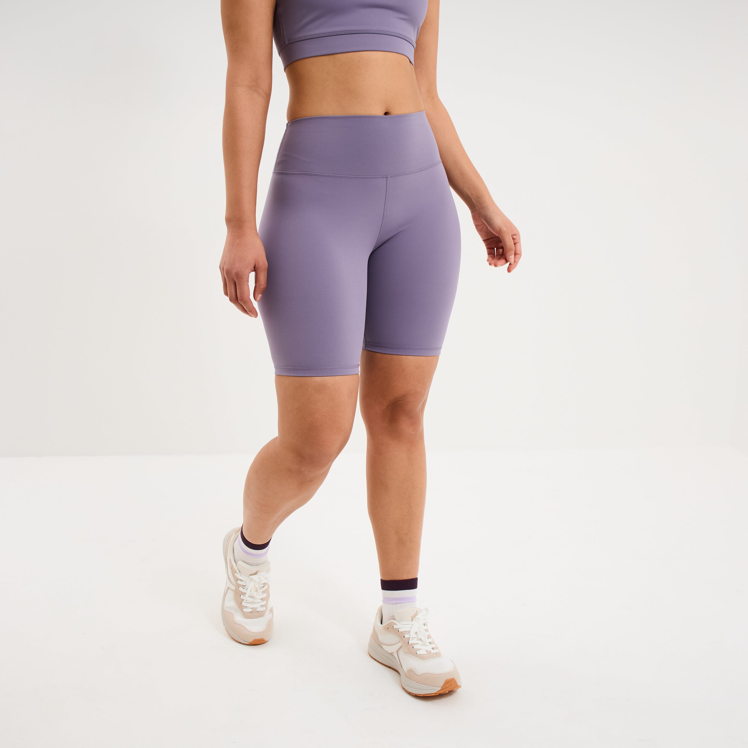 Short cycliste de sport taille haute violet femme