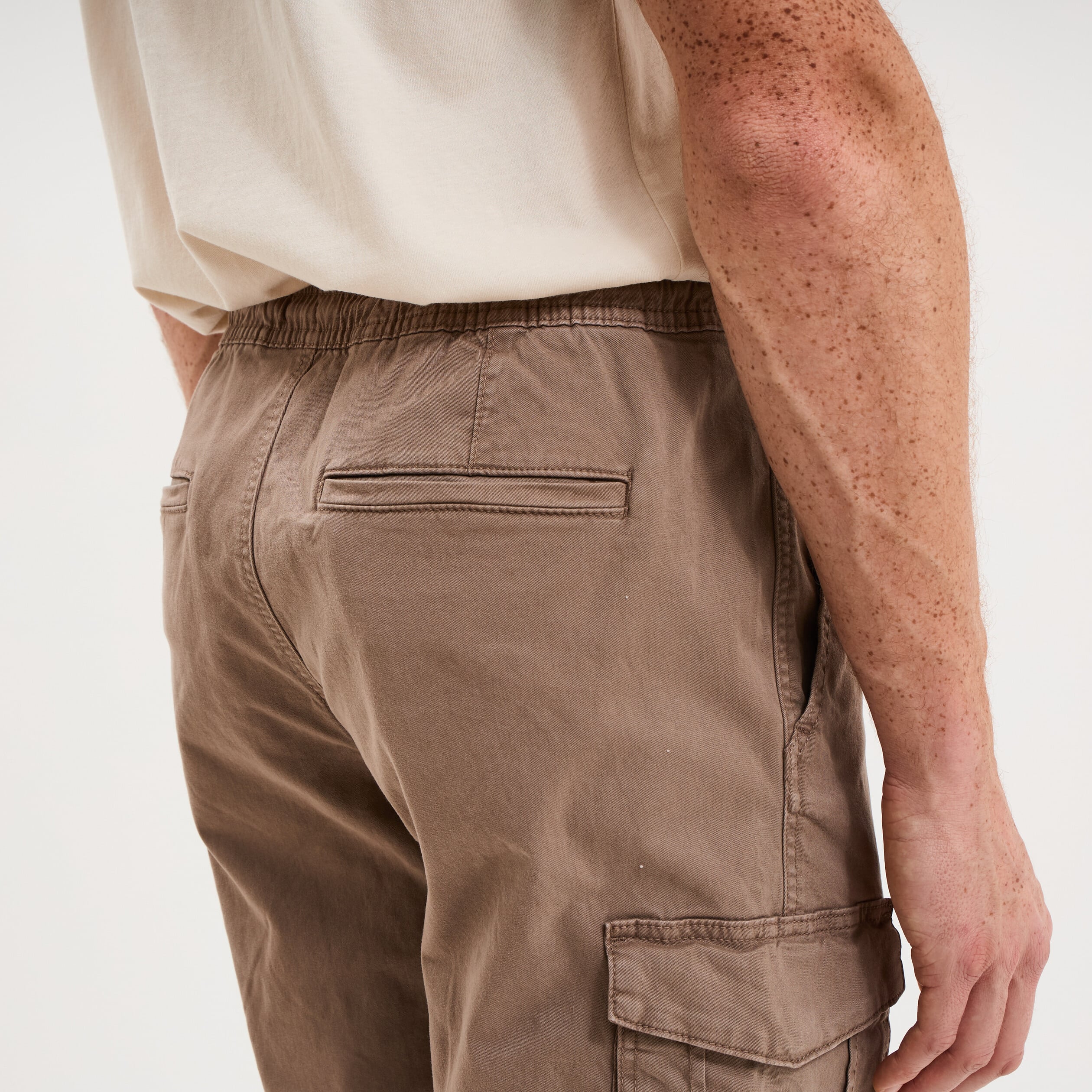 Pantalon cargo taille &eacute;lastiqu&eacute;e marron homme