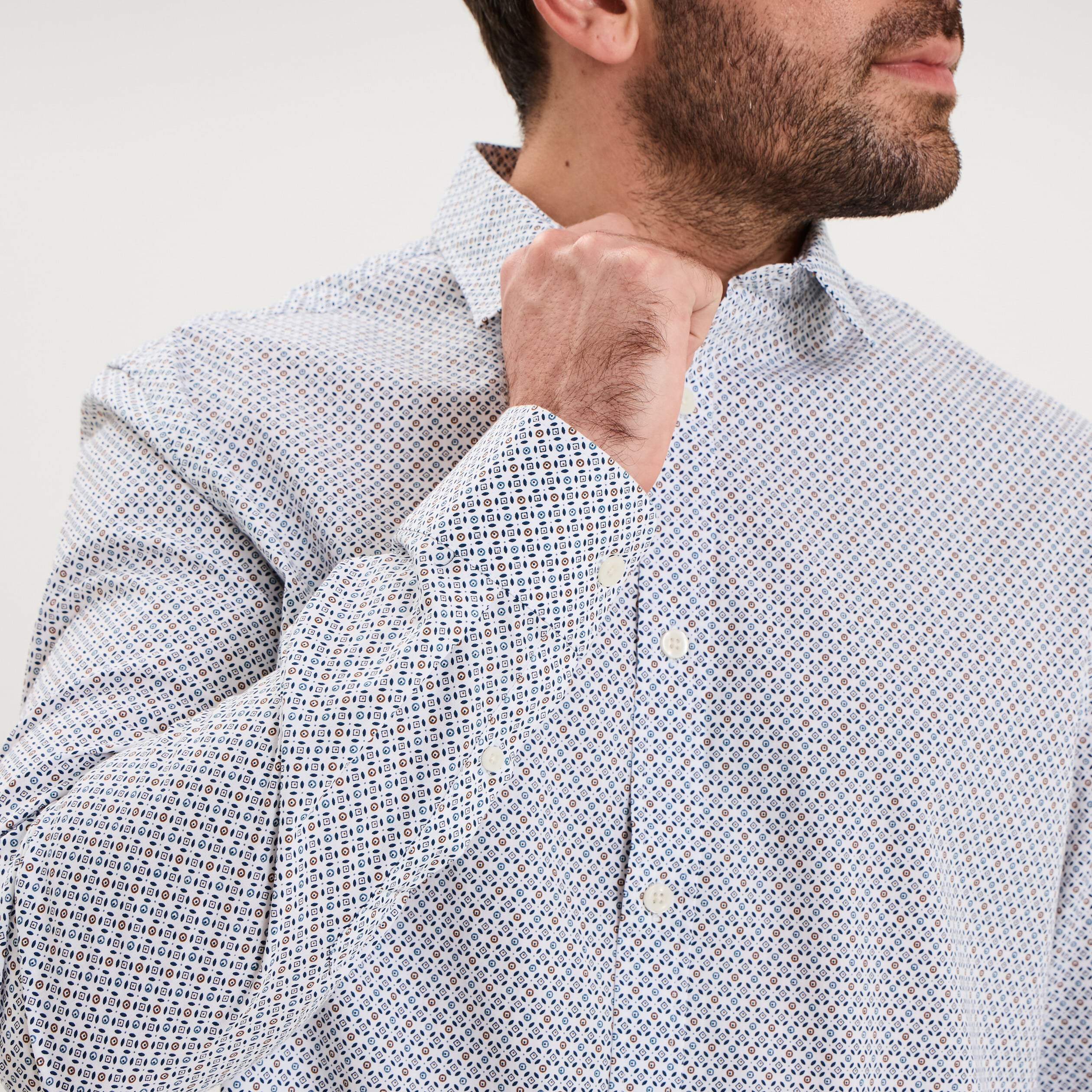 Chemise droite imprim&eacute;e manches longues beige homme