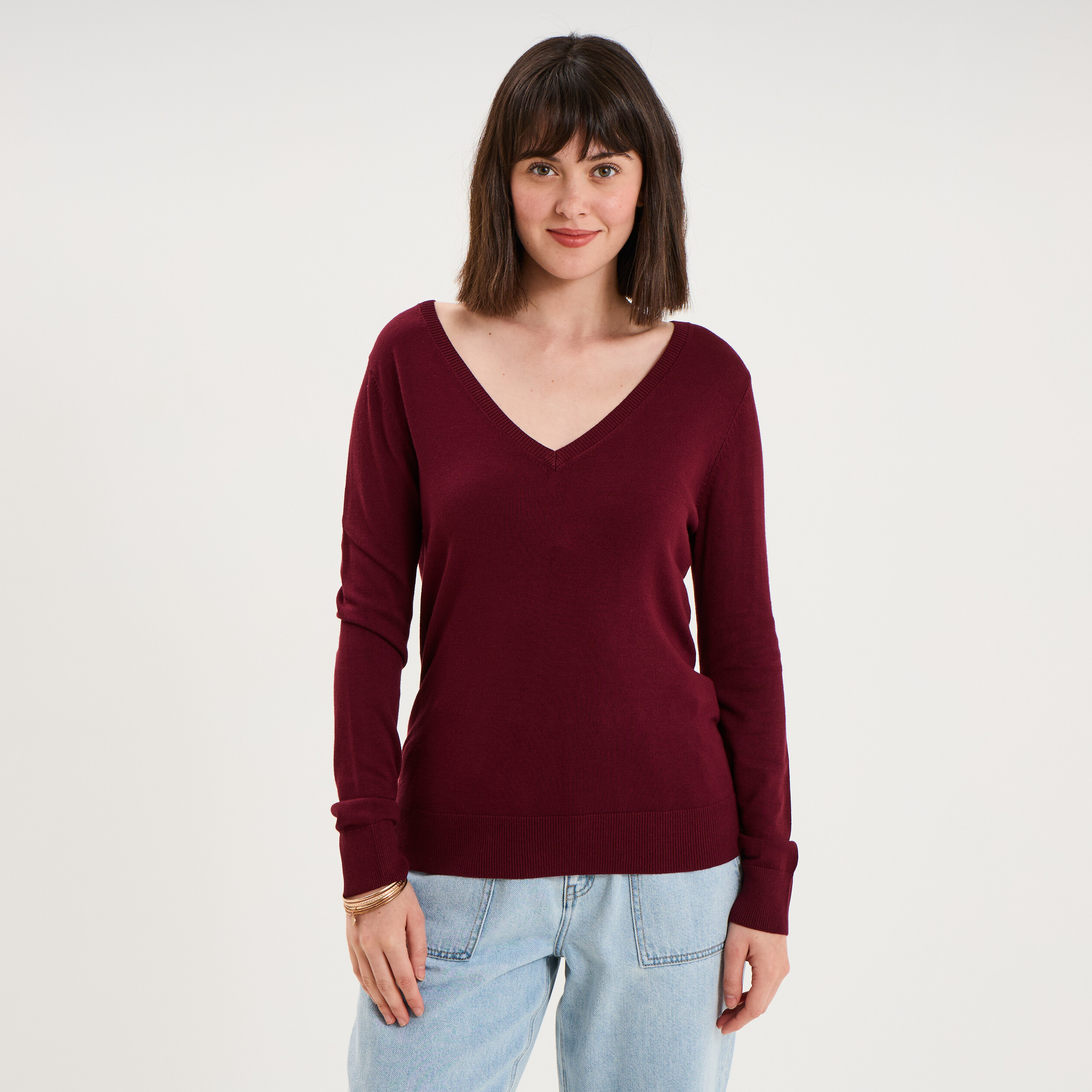 Pull col en V manches longues bordeaux femme