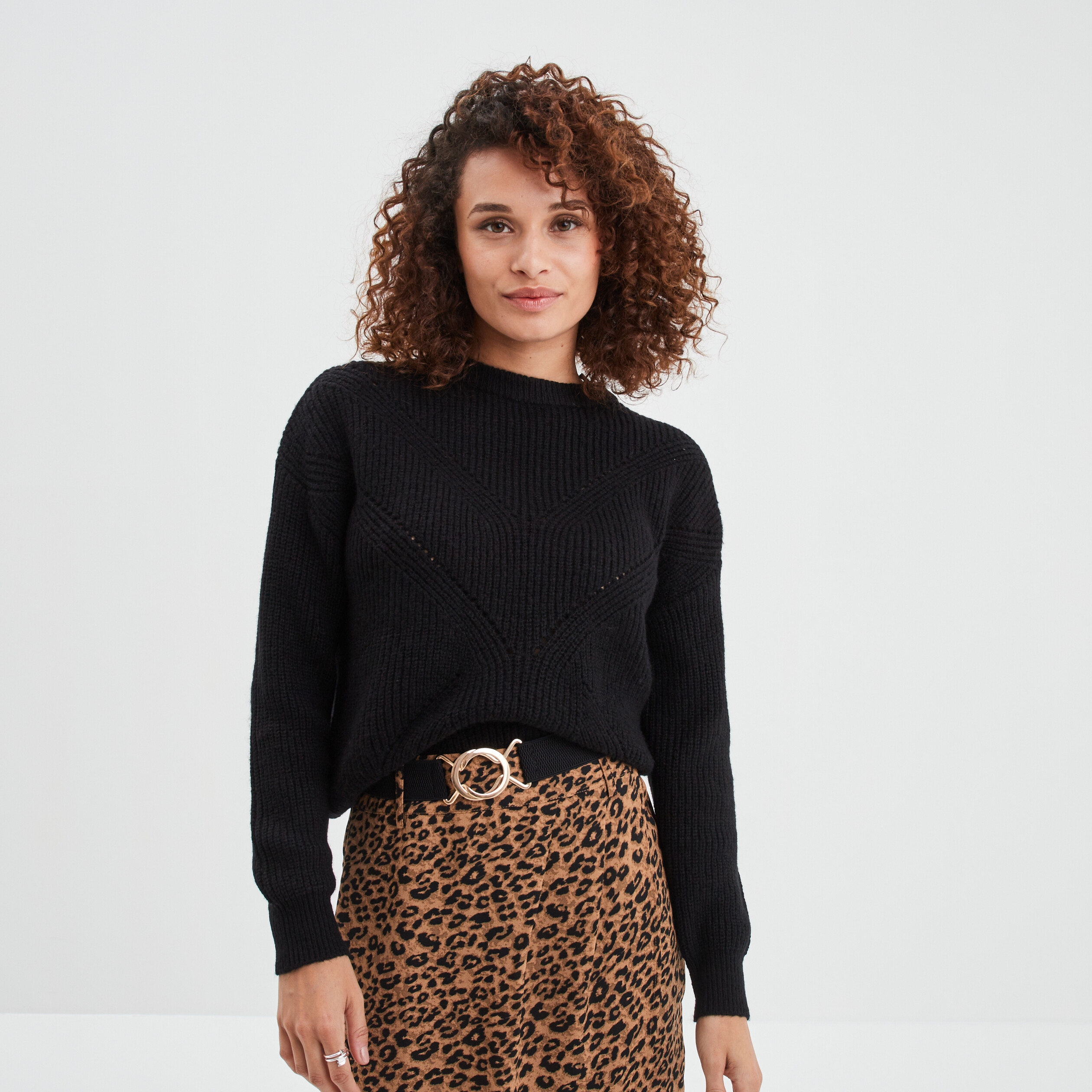 pull col rond aspect laineux noir femme Pull col rond aspect laineux noir femme