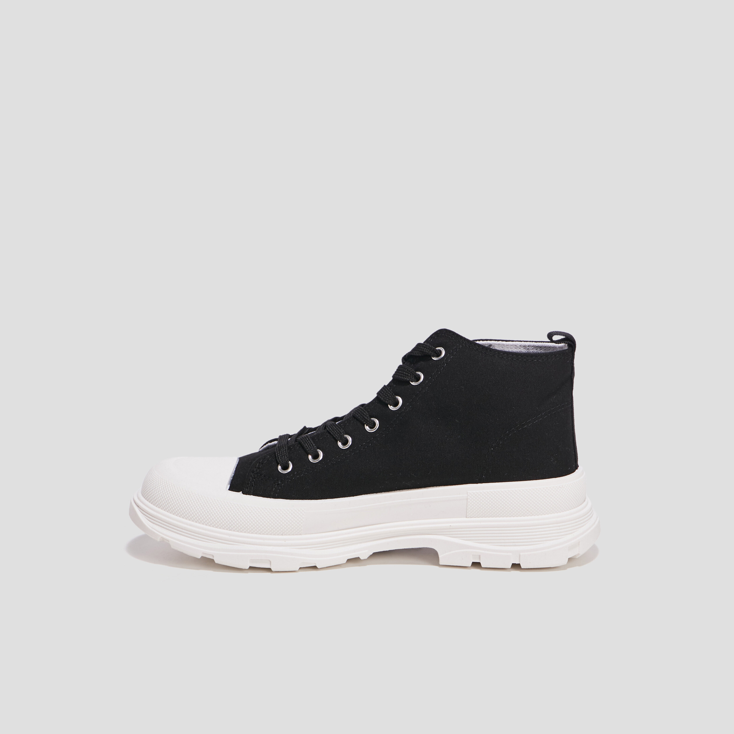 baskets montantes a lacets en toile noir femme Baskets montantes à lacets en toile noir femme