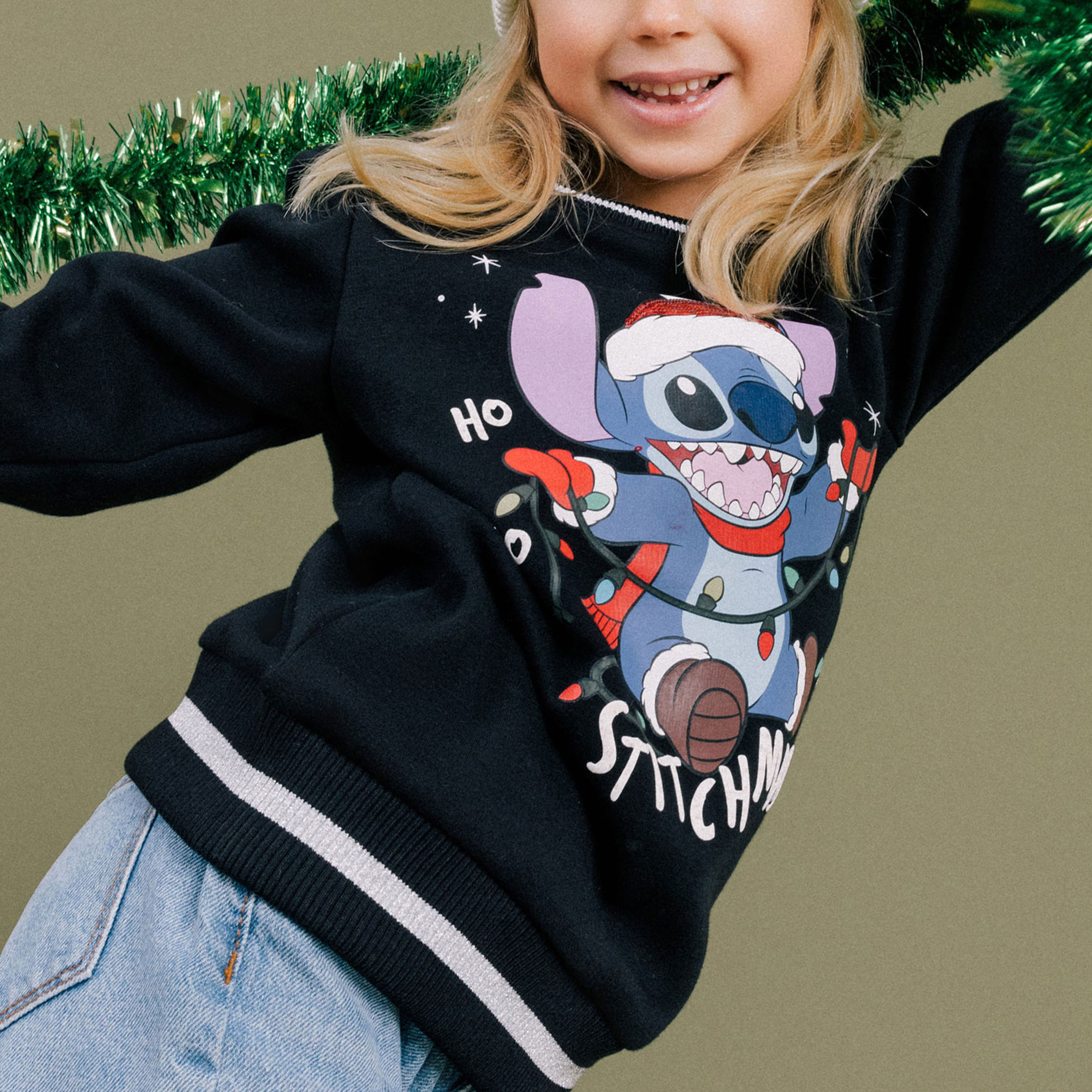 Sweat &agrave; sequins manches longues Stitch noir fille