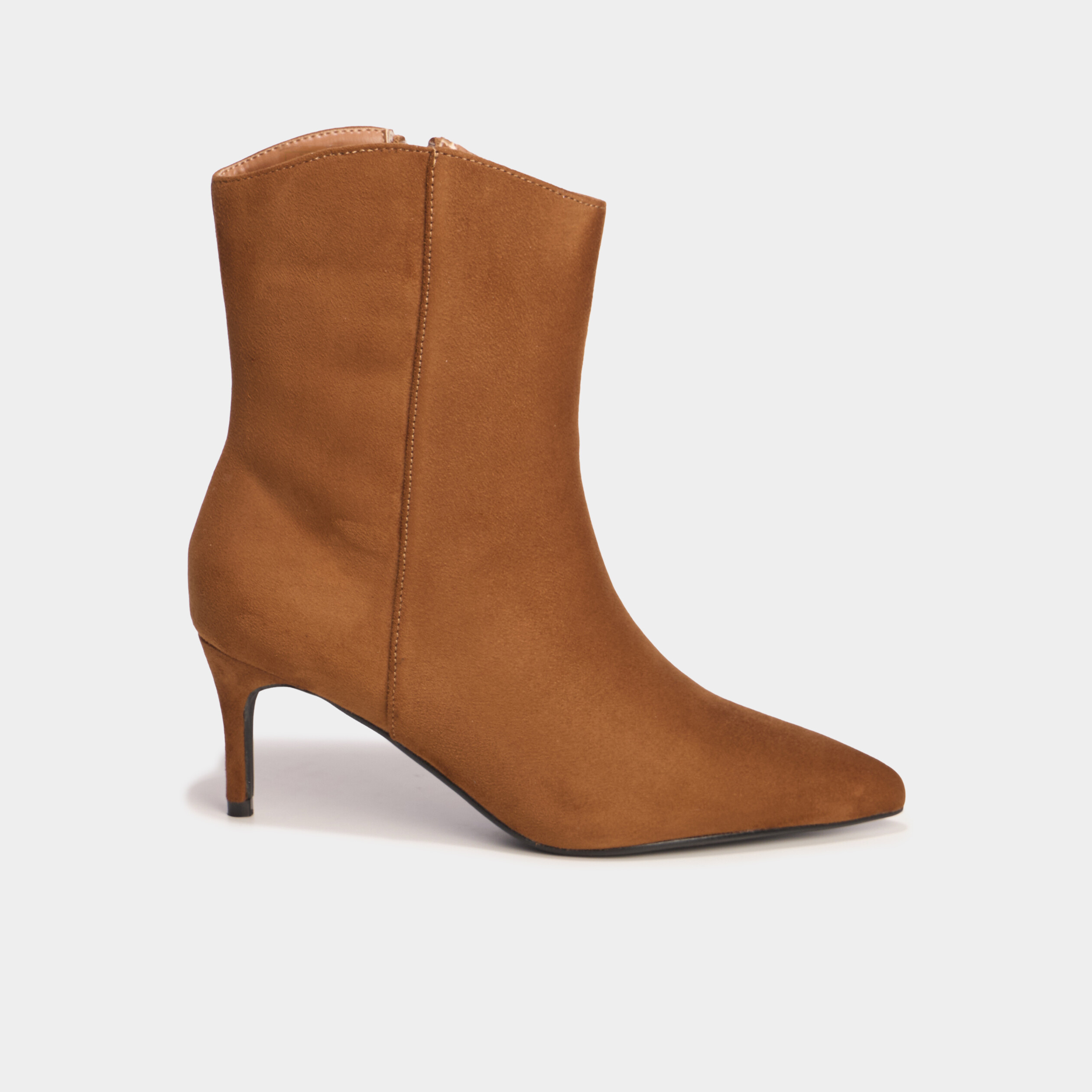 Boots &agrave; talons aiguilles marron femme