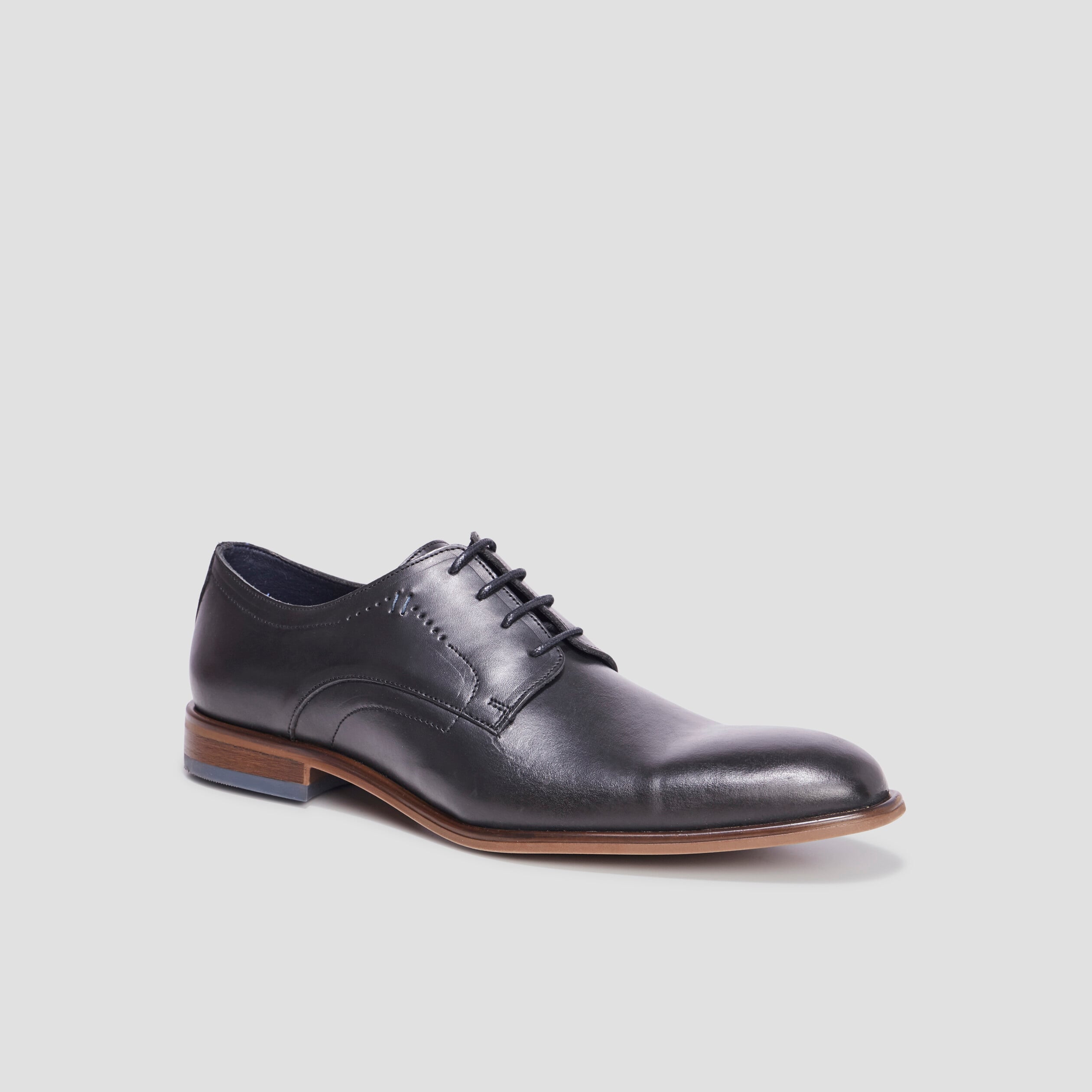 Derbies &agrave; lacets en cuir lisse noir homme