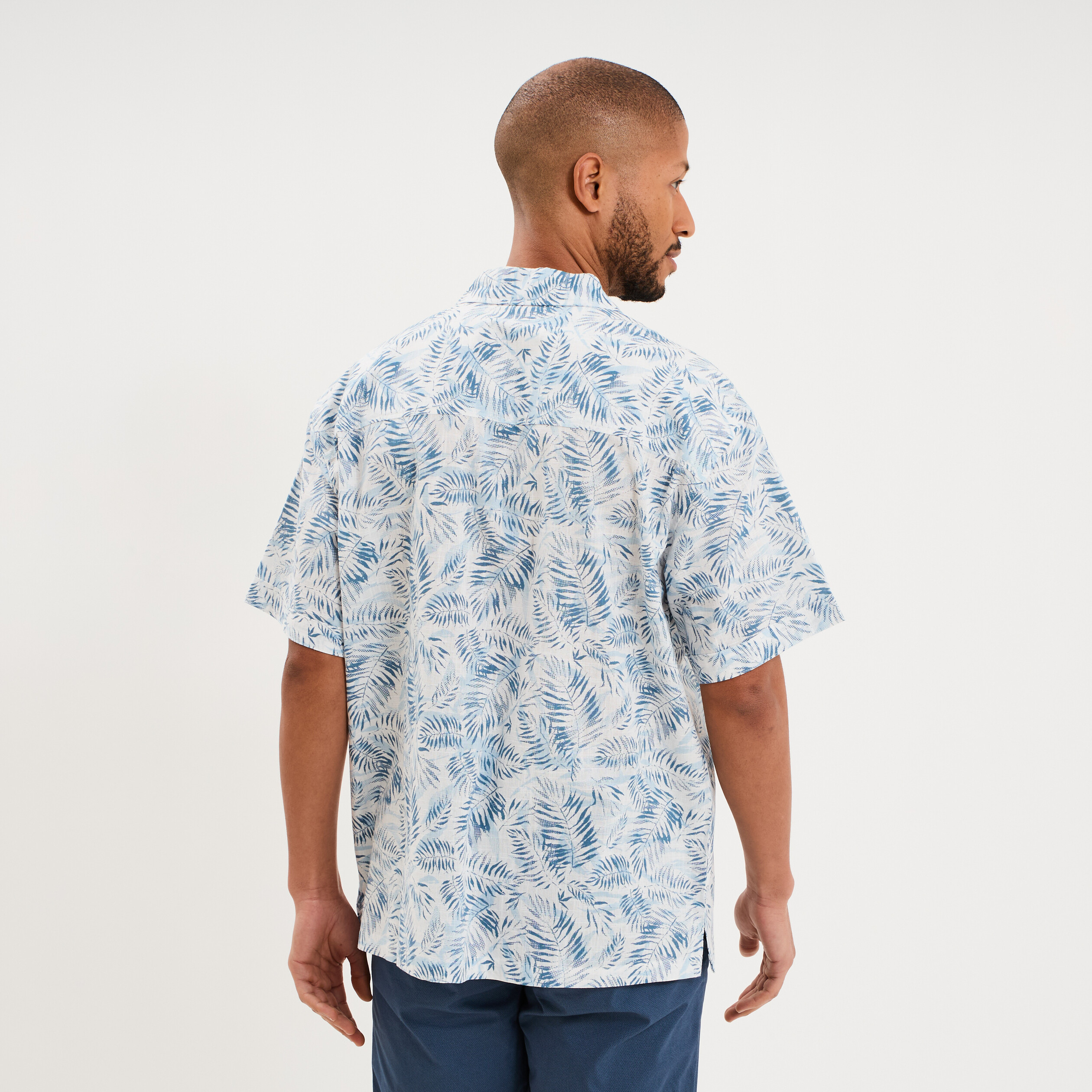 Chemise en coton manches courtes bleu homme