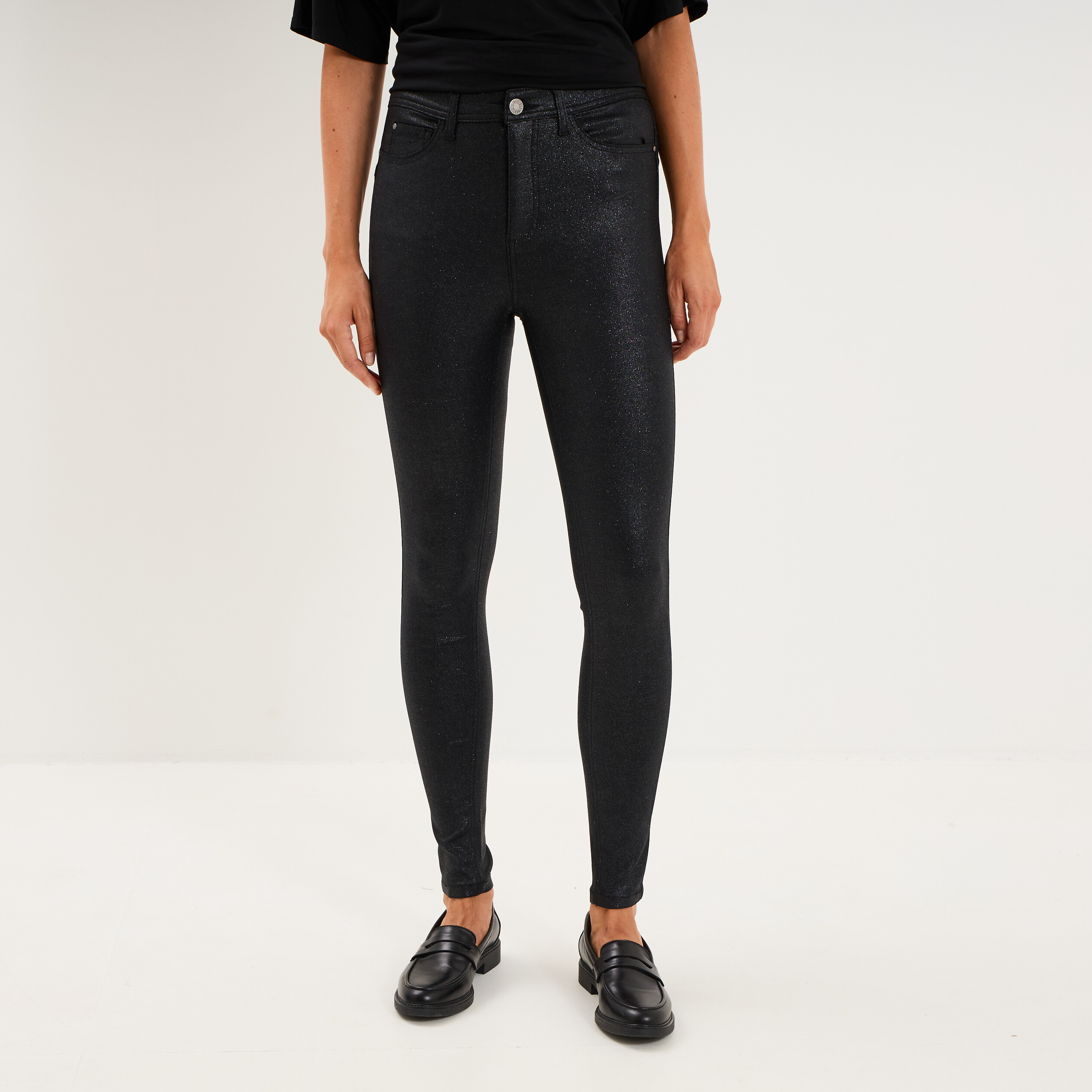 Pantalon slim enduit &agrave; taille haute noir femme