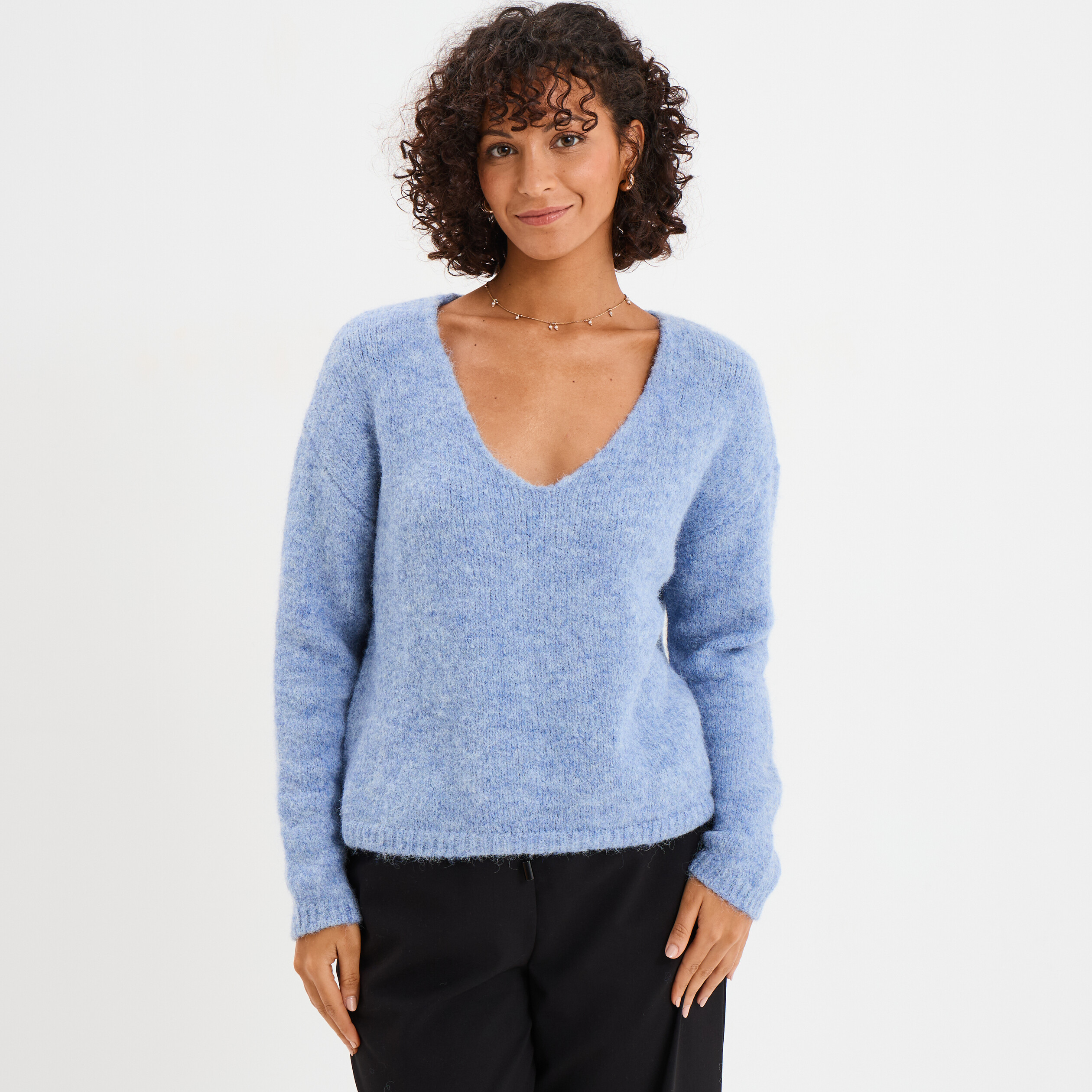 Pull col en V manches longues bleu ciel femme