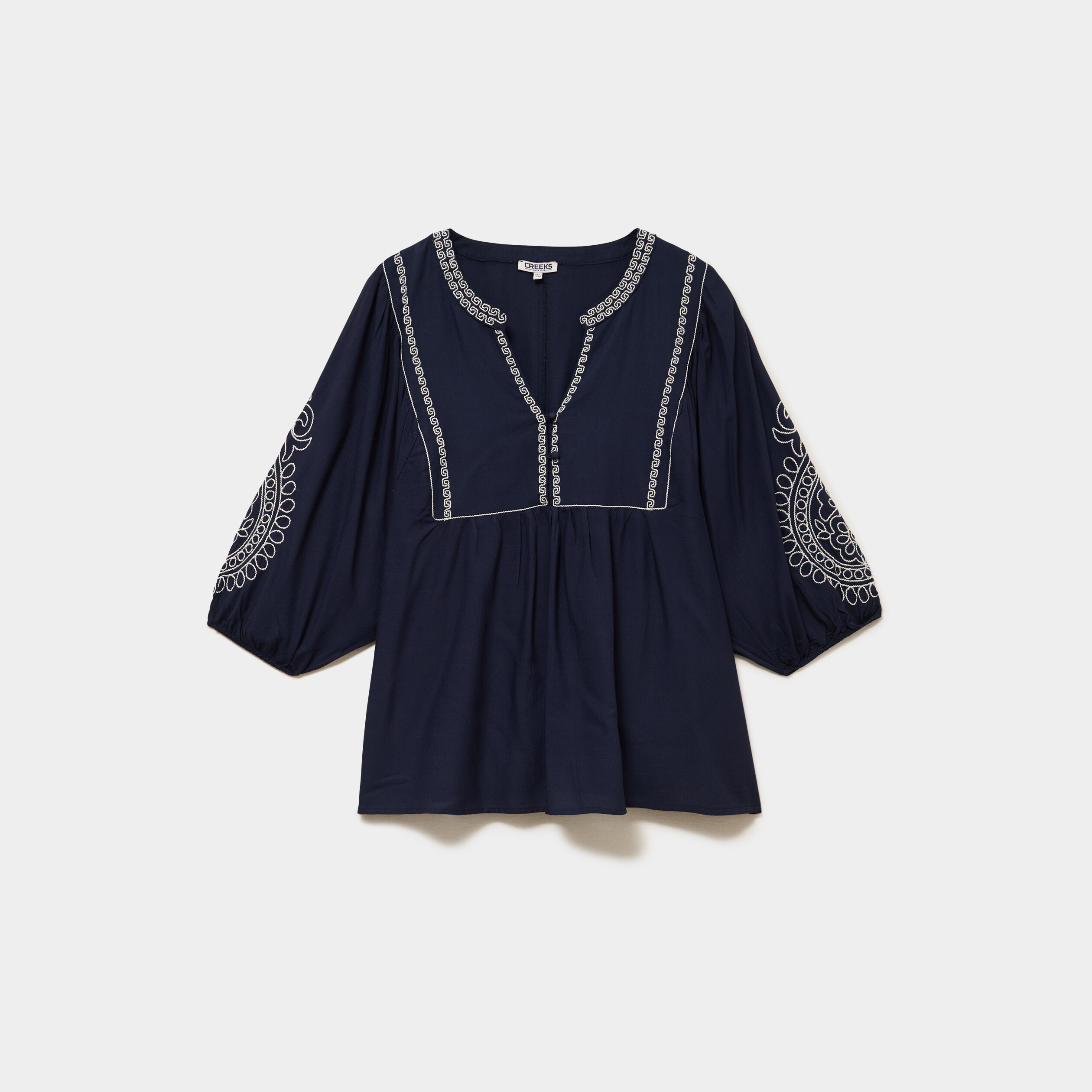 Blouse brod&eacute;e manches 3/4 col tunisien bleu fonc&eacute; femme grande taille