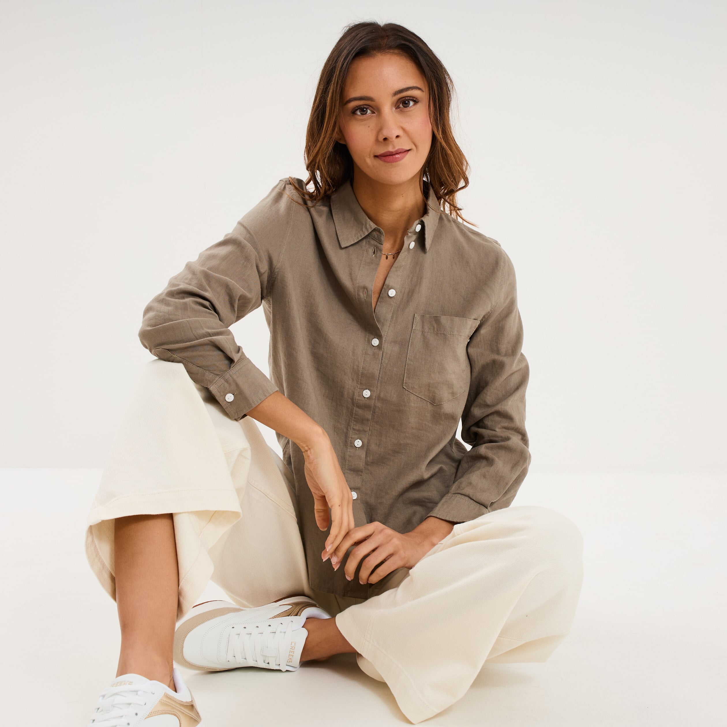Chemise lin m&eacute;lang&eacute; manches longues vert kaki femme