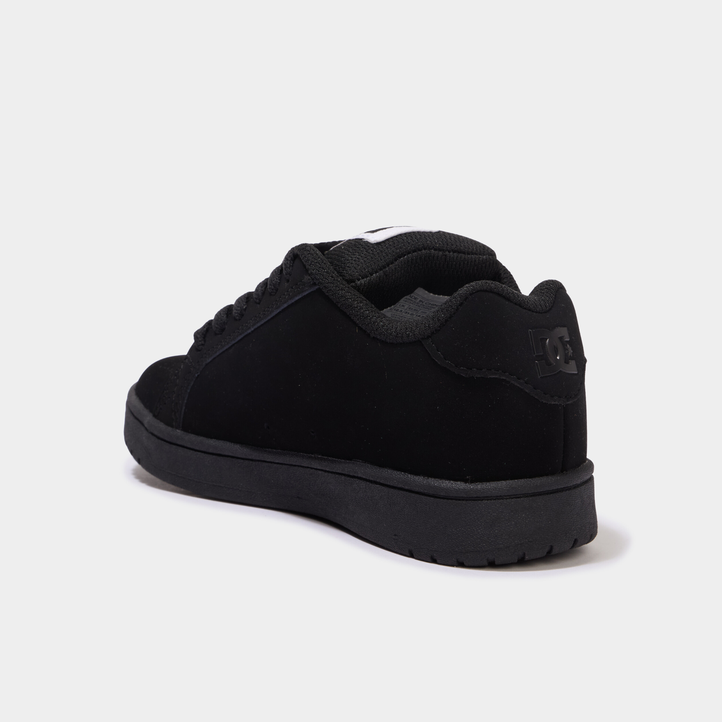 Tennis basses &agrave; lacets en cuir noir gar&ccedil;on
