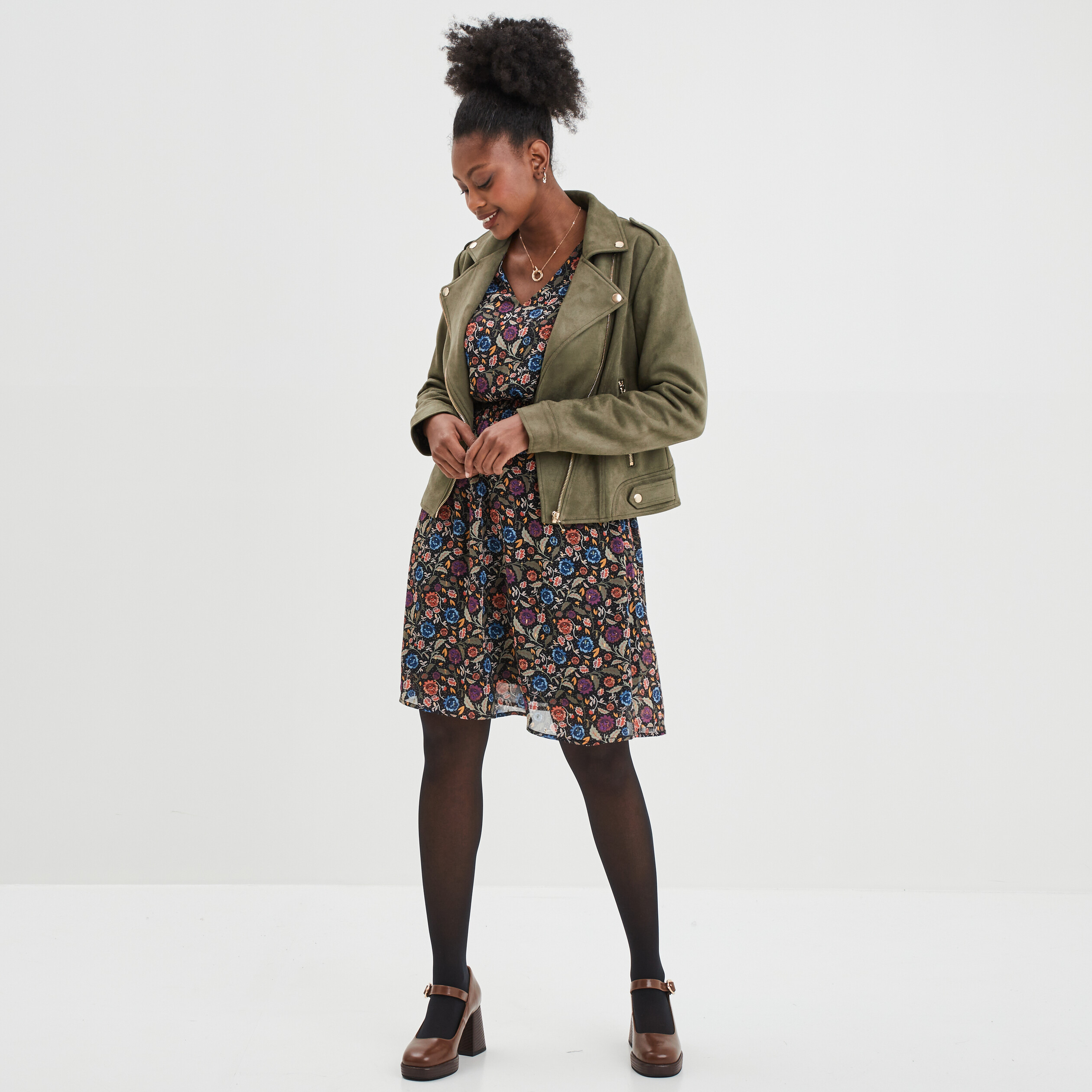 veste courte esprit biker effet suedine vert kaki femme Veste courte esprit biker effet suédine vert kaki femme
