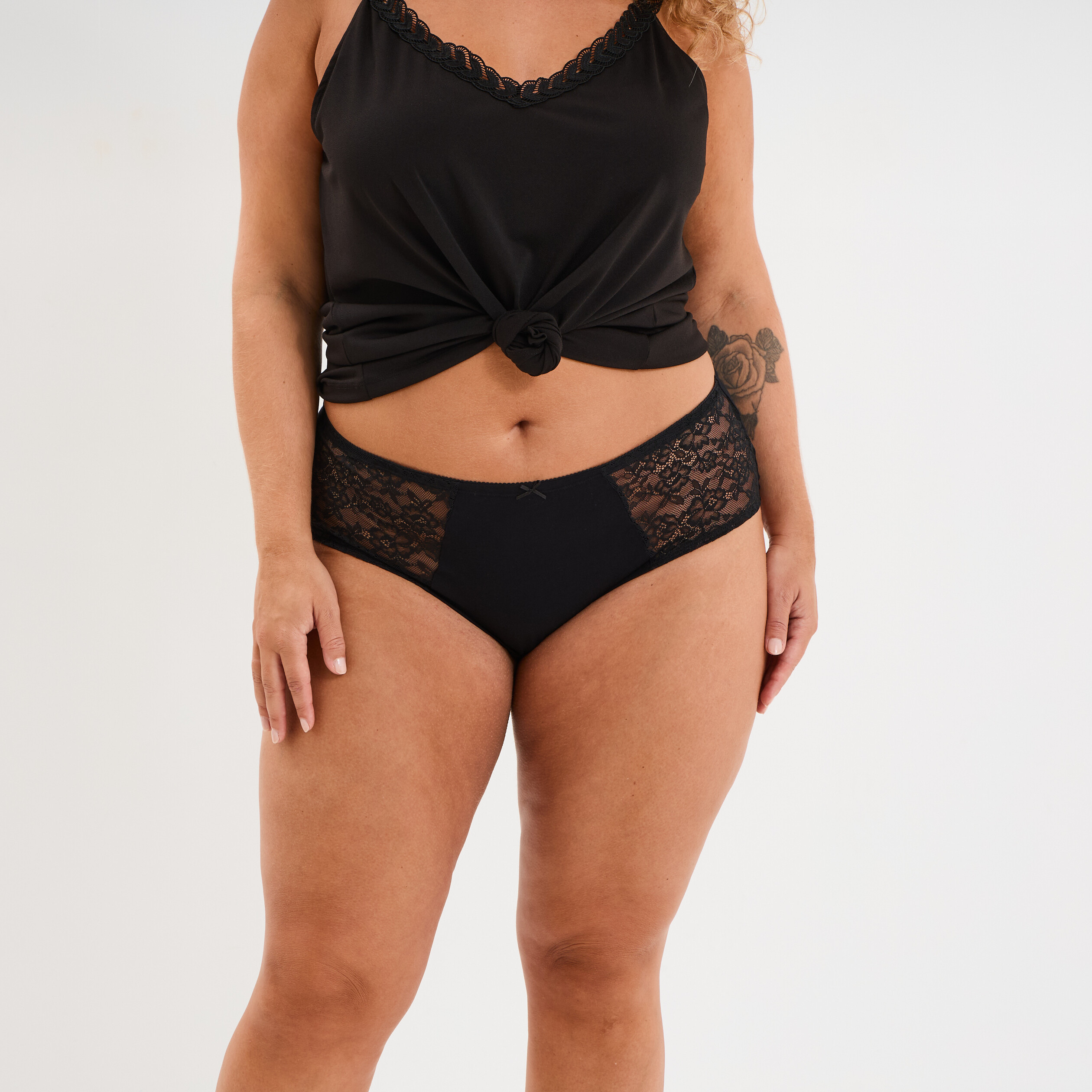Shorty coton majoritaire avec dentelle noir femme grande taille