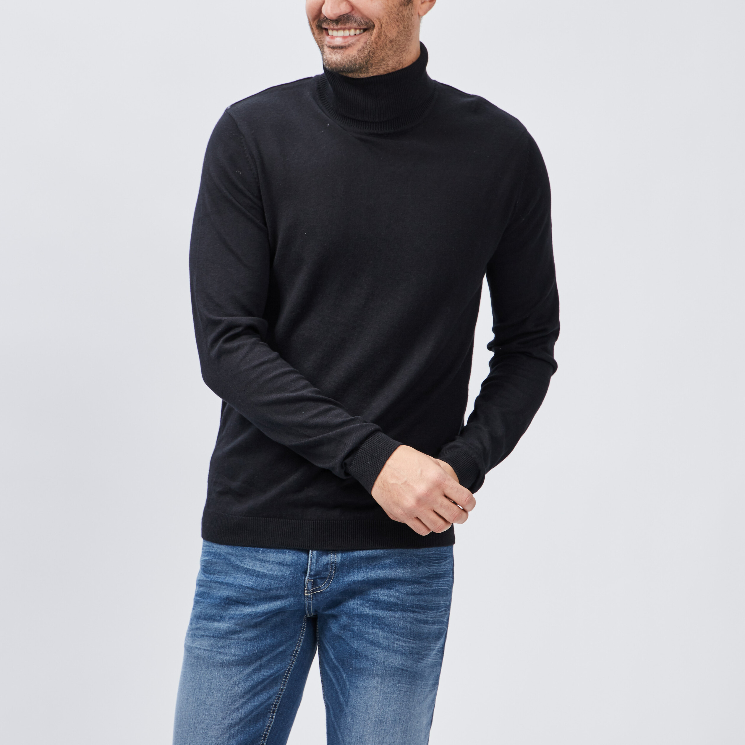 Pull avec col roulé noir homme