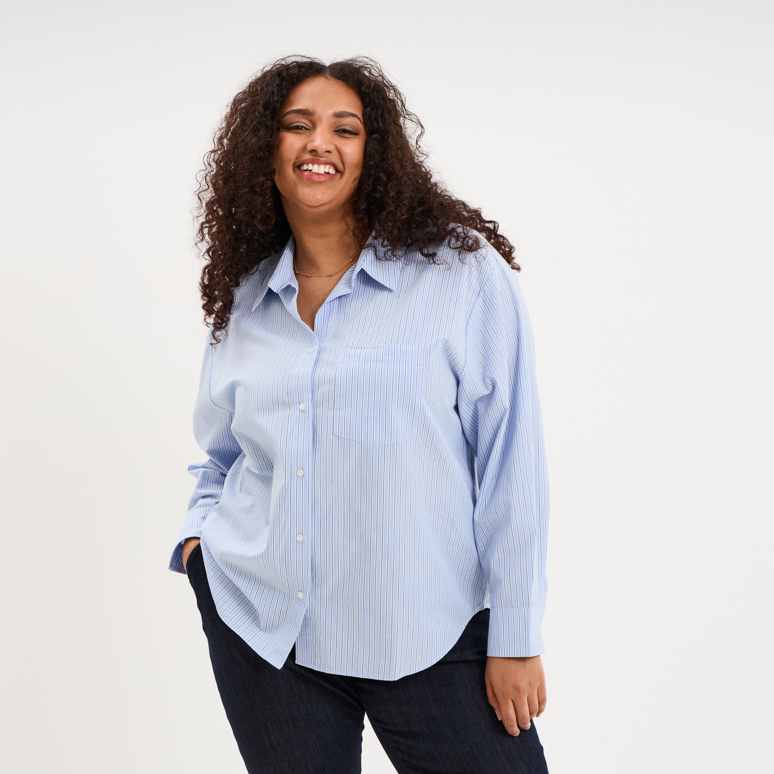 Chemise oversize manches longues coton bleu ciel femme grande taille