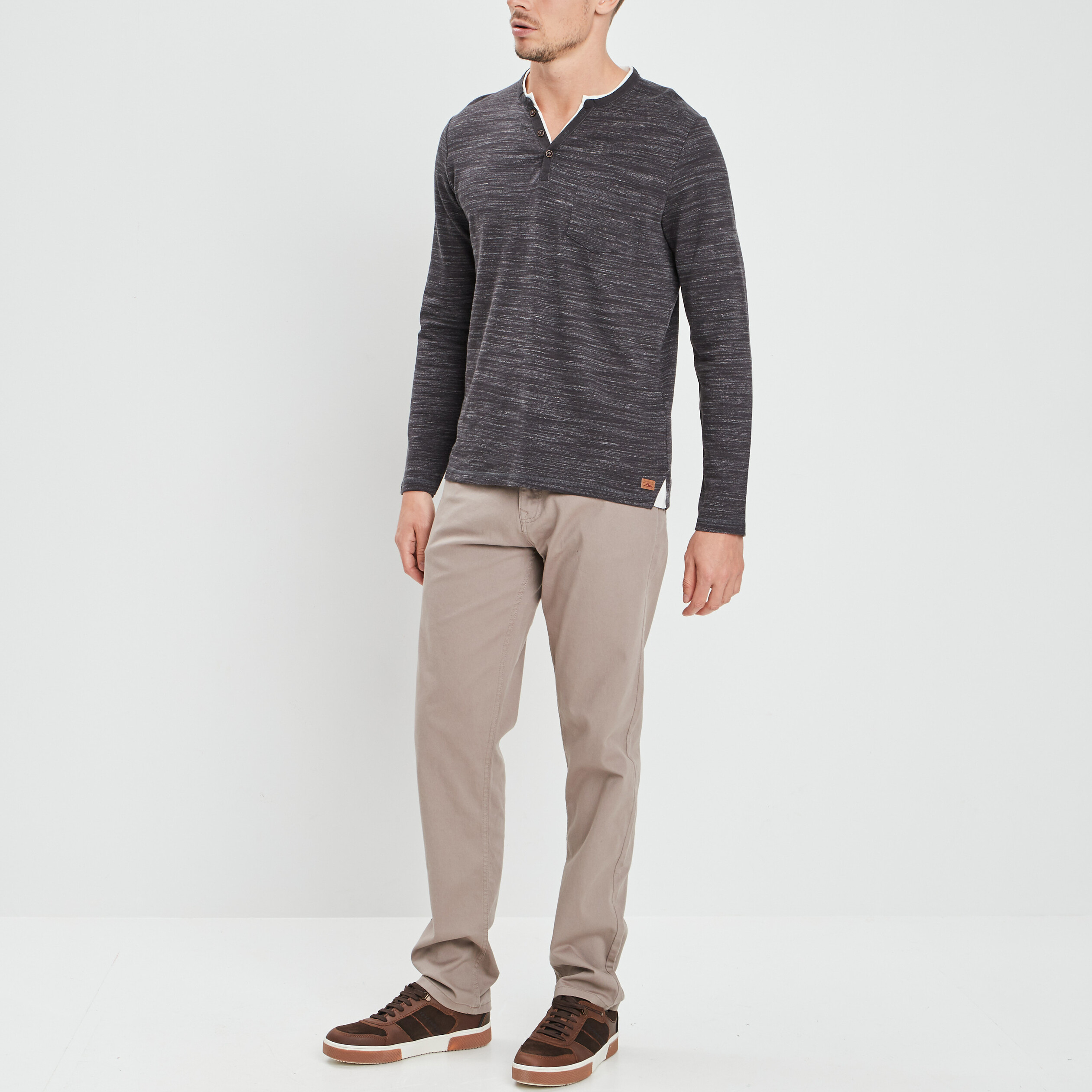 pantalon droit en coton stretch taupe homme Pantalon droit en coton stretch taupe homme