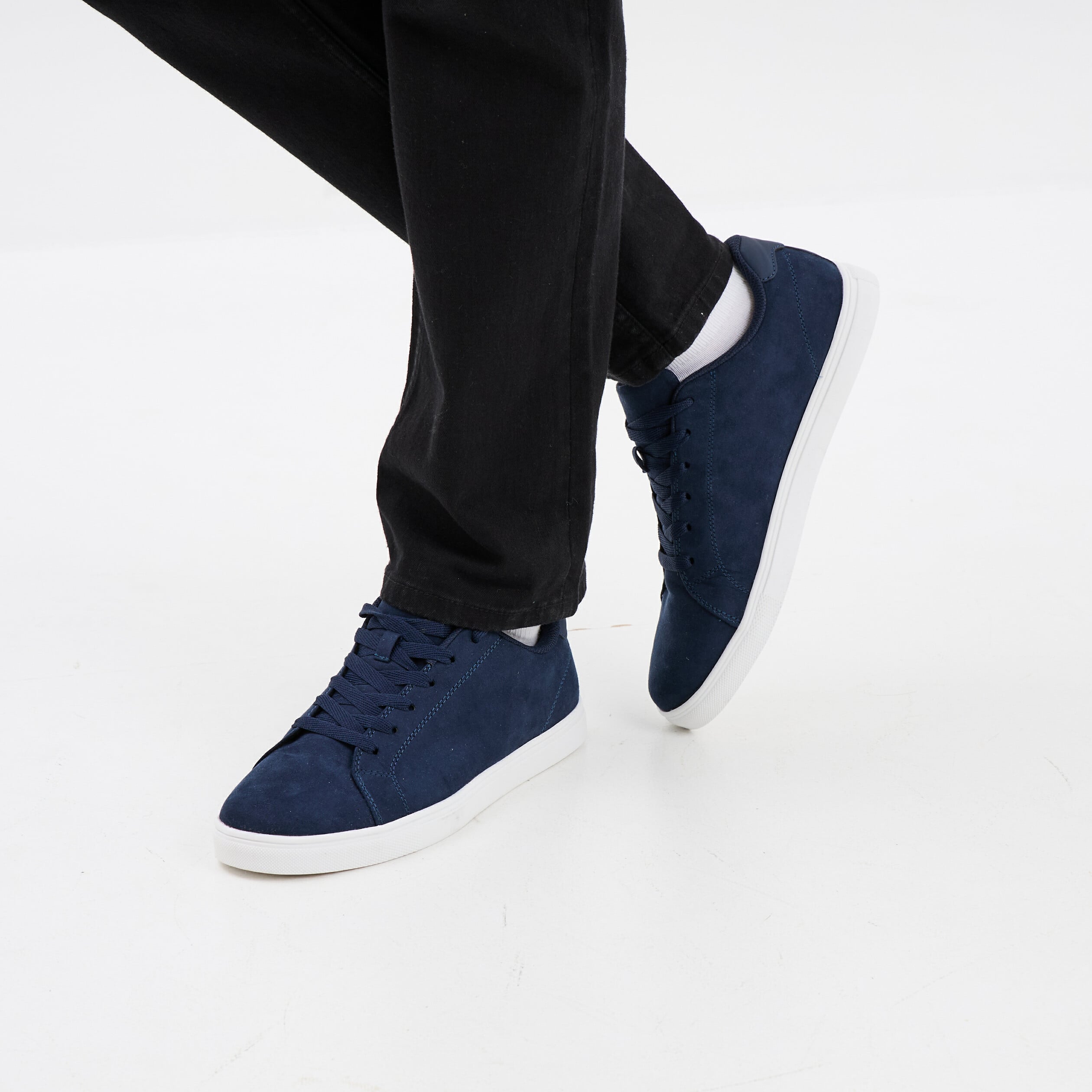 Tennis &agrave; lacets bleu marine homme