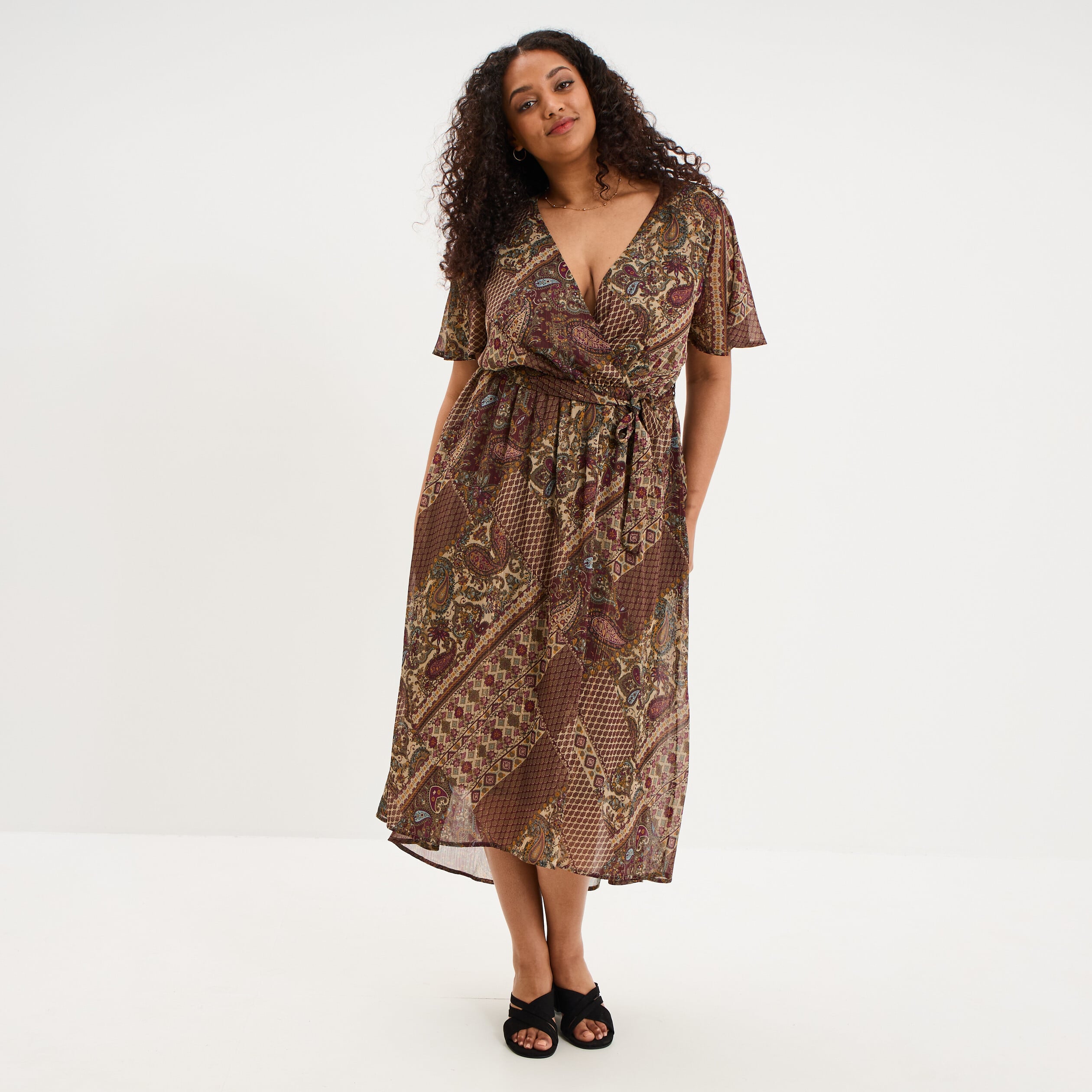 Robe longue fluide col en V ceintur&eacute;e vert kaki femme grande taille