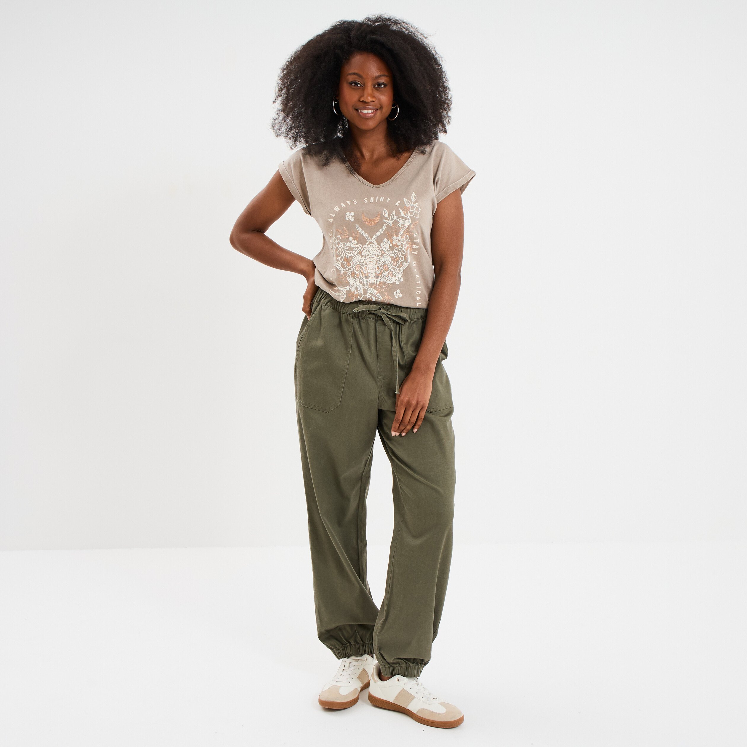 t shirt coton col en v manches courtes vert kaki femme T-shirt coton col en V manches courtes vert kaki femme