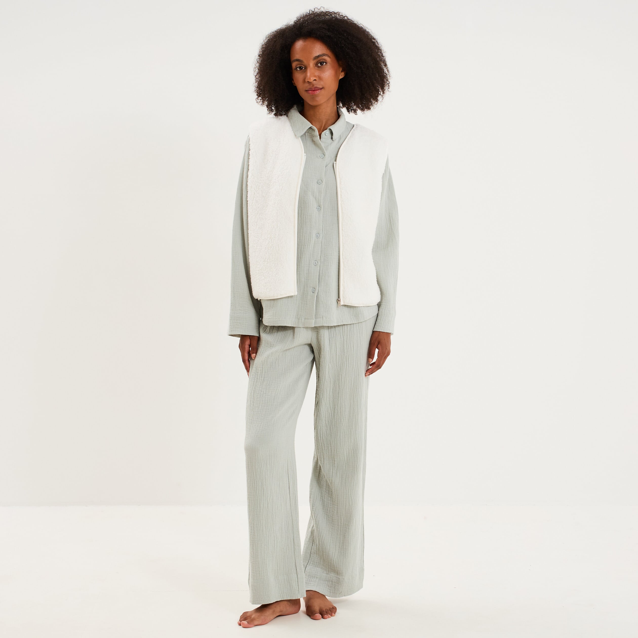 Gilet sans manches effet sherpa zipp&eacute; blanc femme
