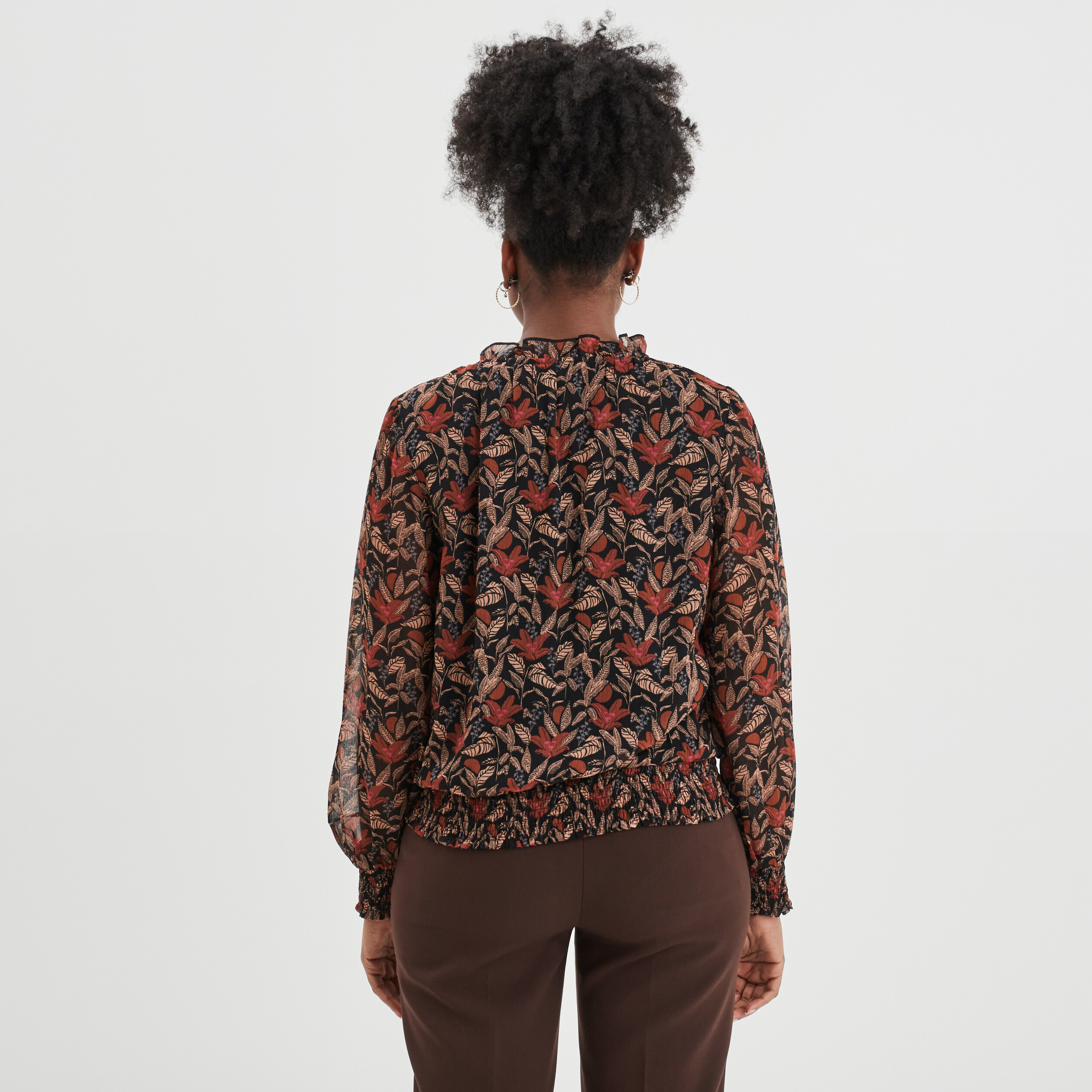 Blouse manches longues col montant camel femme