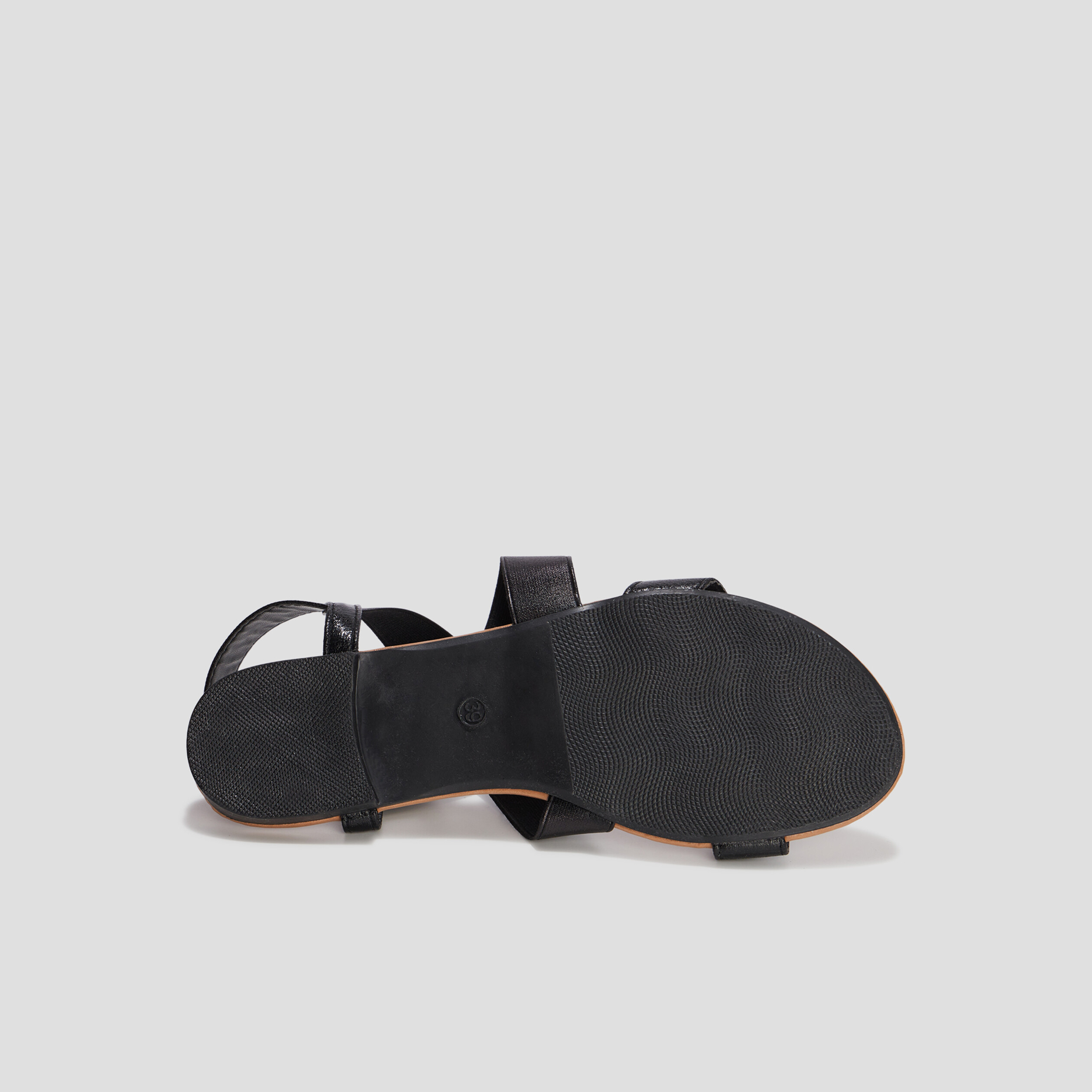 Sandales plates noir femme
