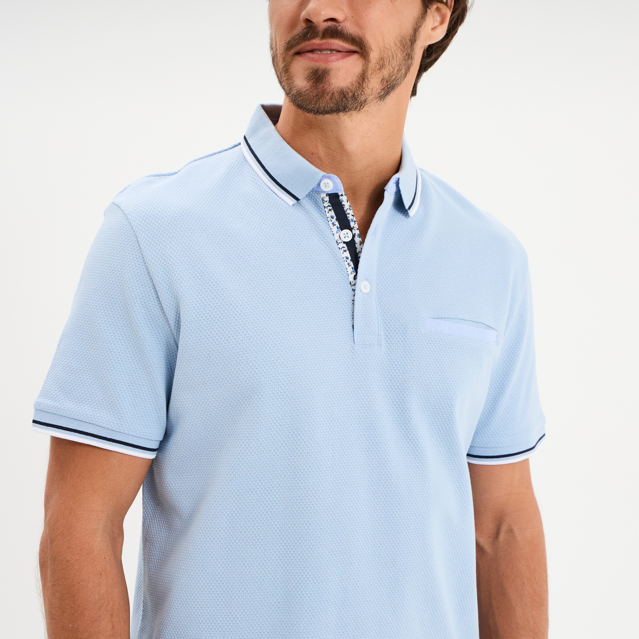 Polo piqu&eacute; manches courtes coton bleu ciel homme