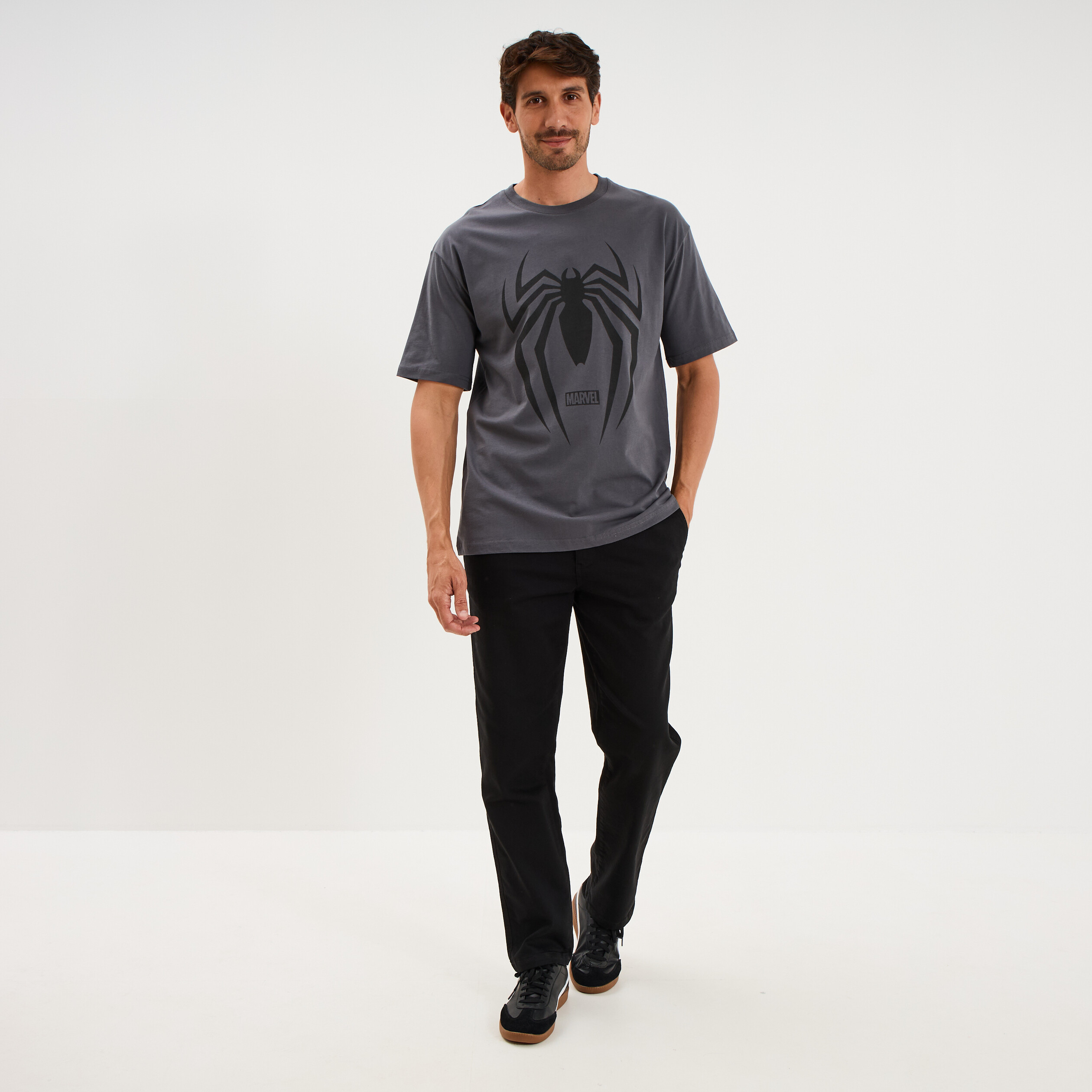 T-shirt manches courtes Spider-Man gris fonc&eacute; homme