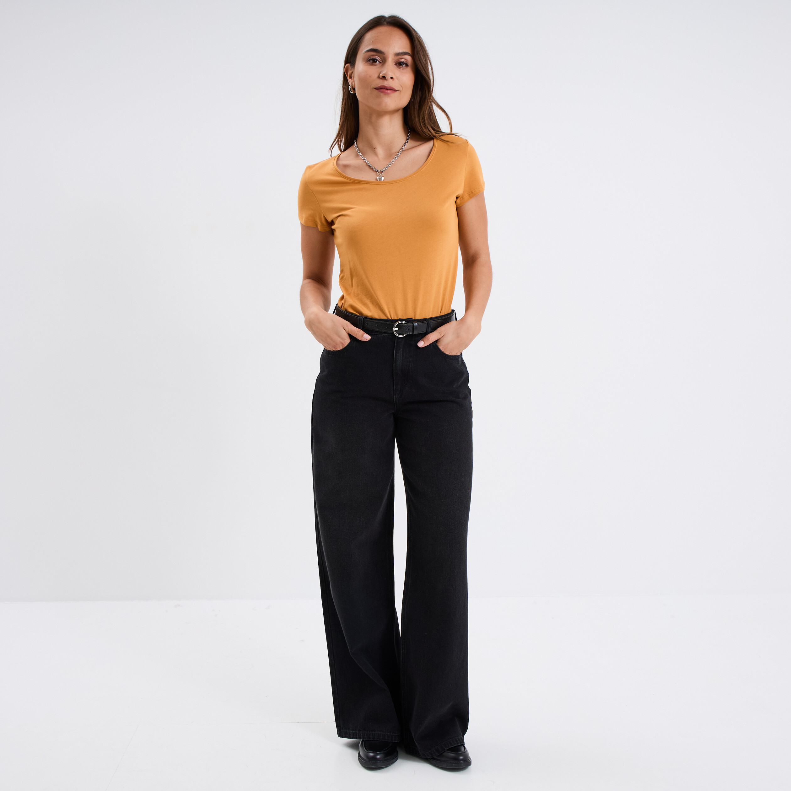 T-shirt coton col rond manches courtes jaune moutarde femme