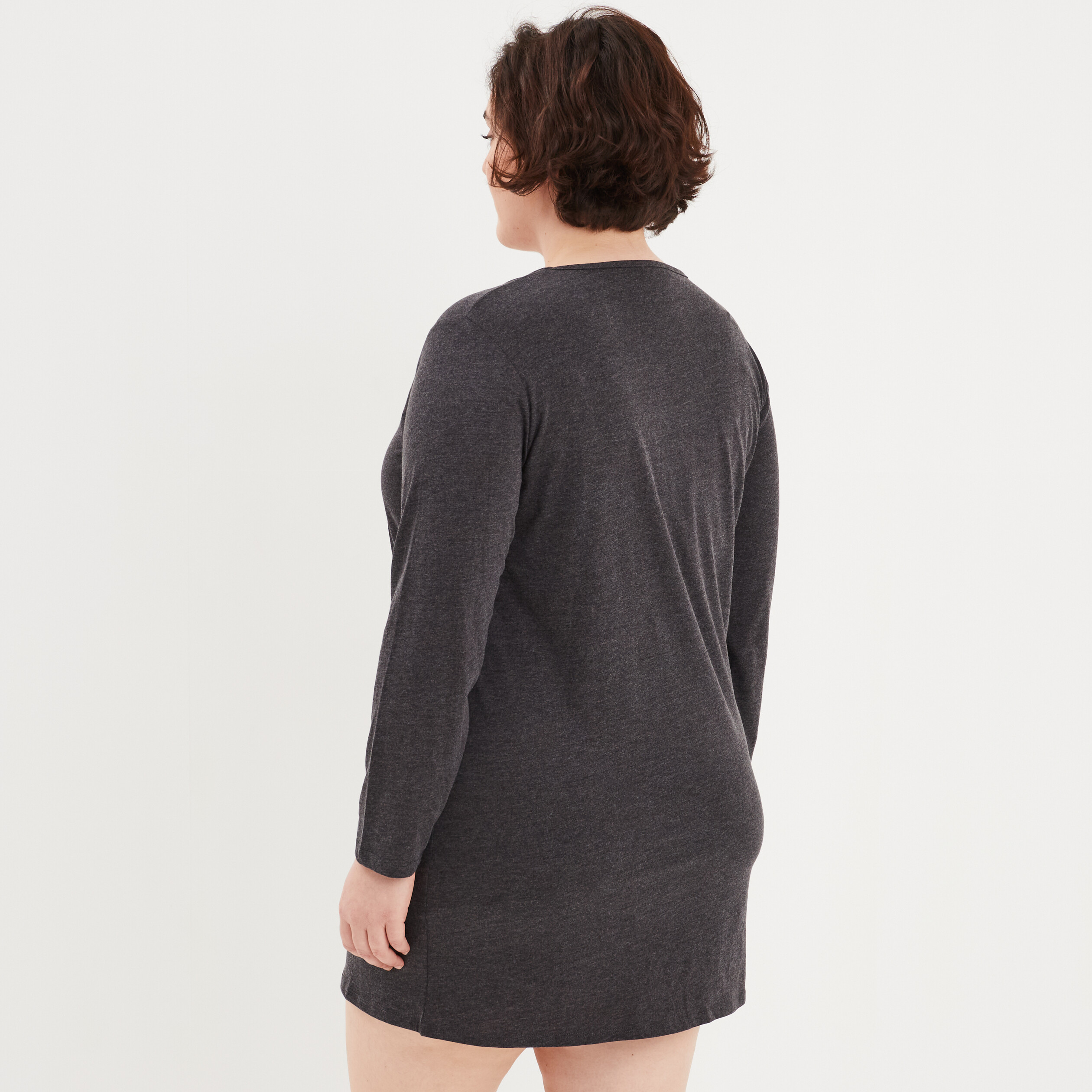 chemise de nuit a manches longues gris fonce femmegt Chemise de nuit à manches longues gris foncé femme grande taille