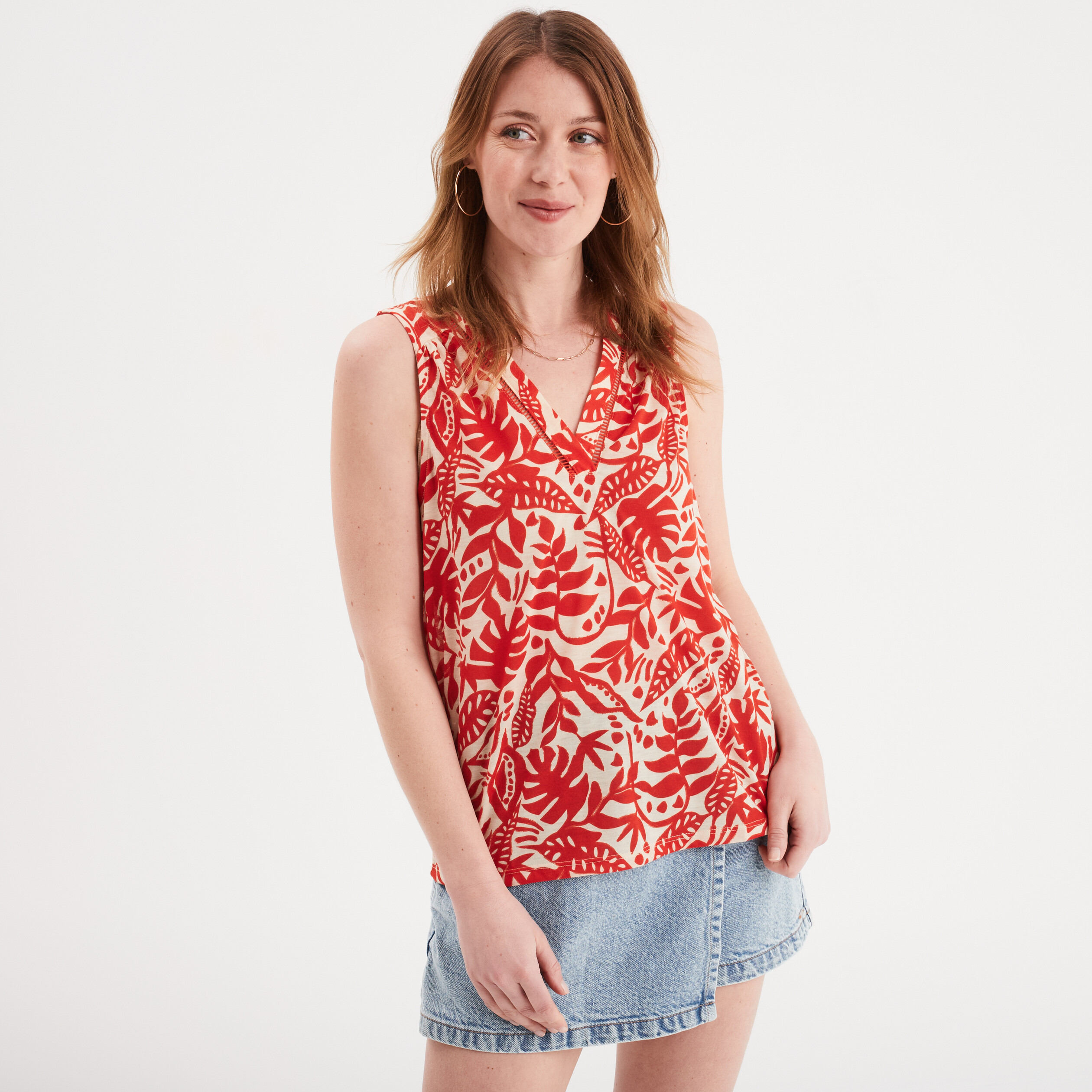 debardeur col en v sans manches rouge femme Débardeur col en V sans manches rouge femme