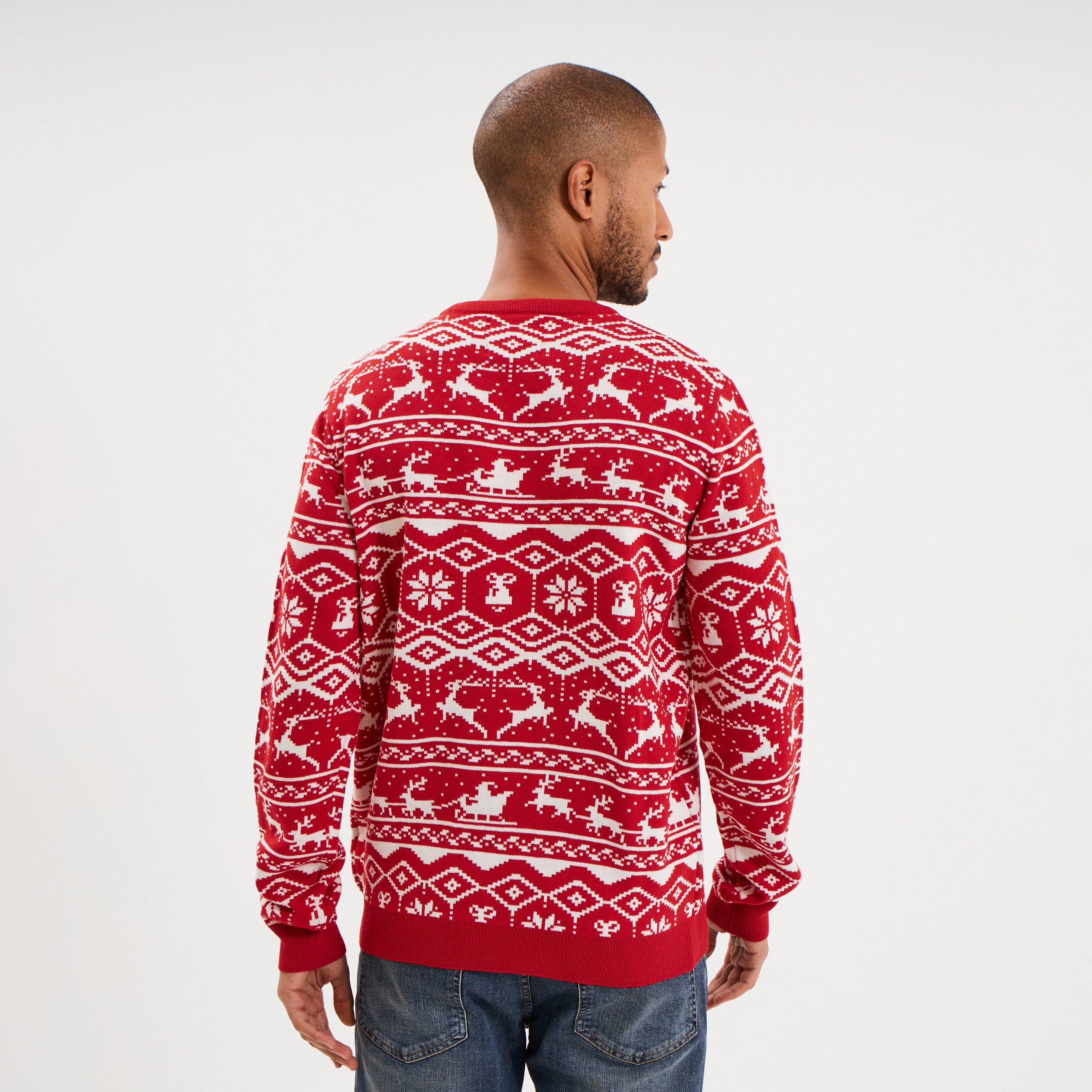 Pull de No&euml;l manches longues rouge homme