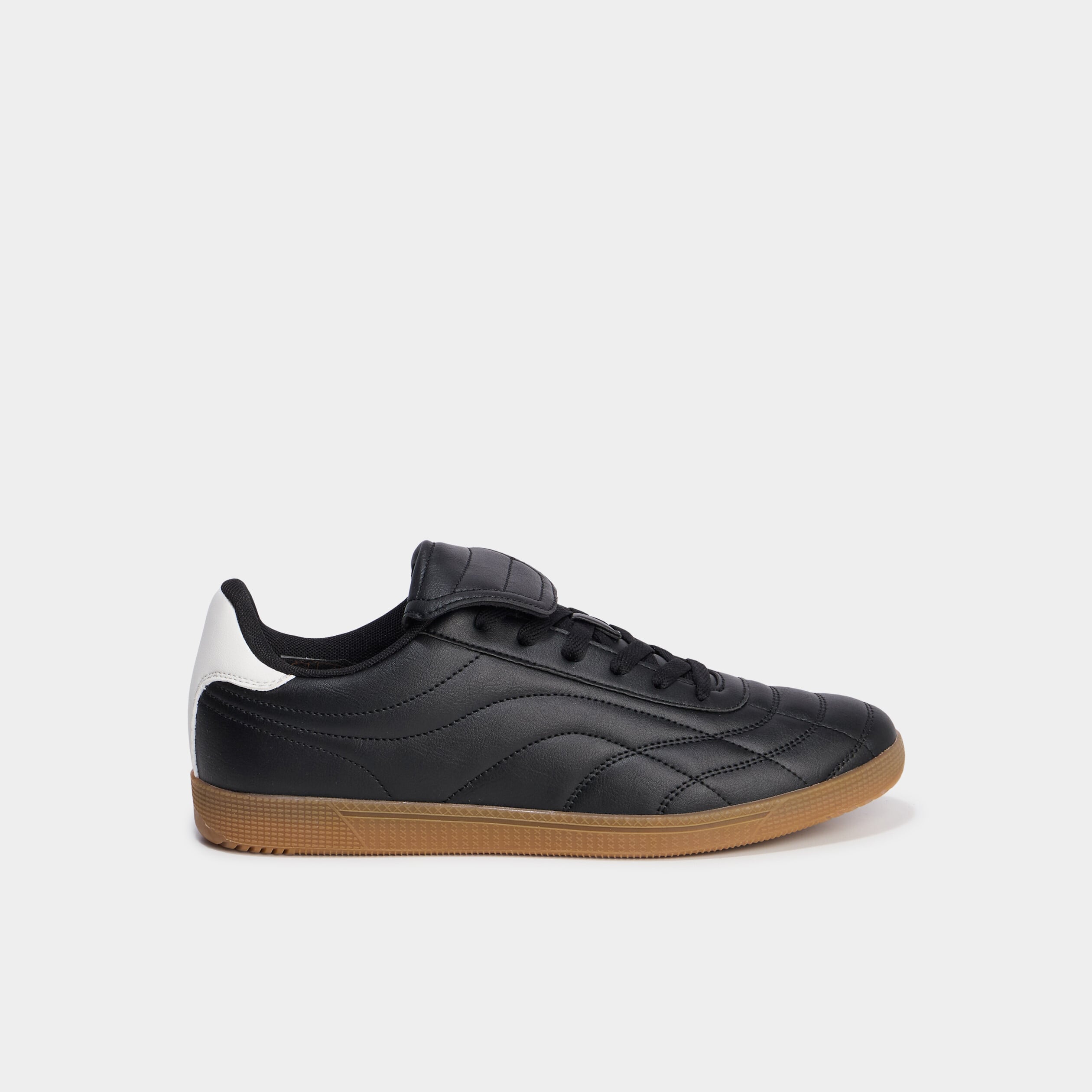 Tennis basses &agrave; lacets noir homme