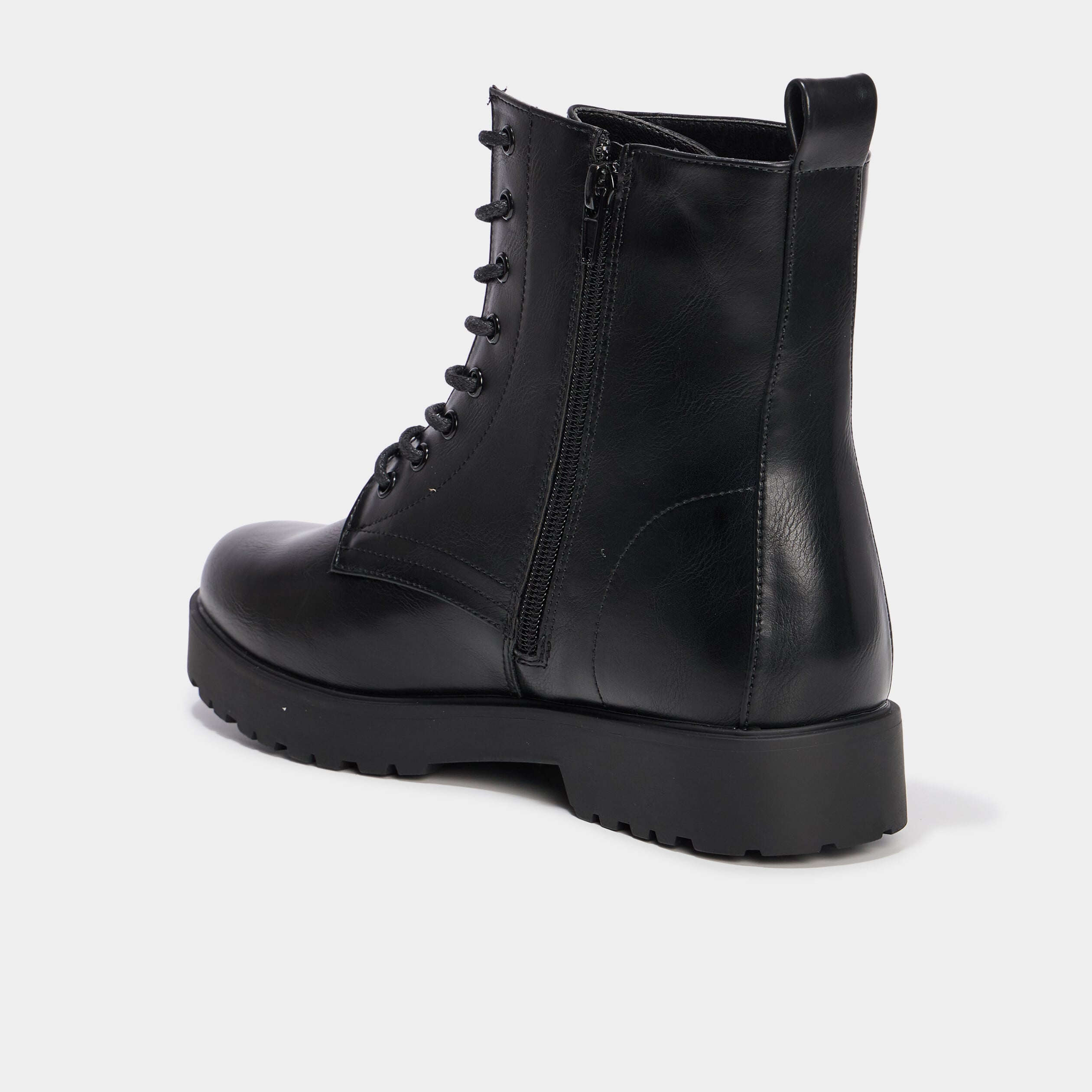 Boots &agrave; lacets talons noir femme