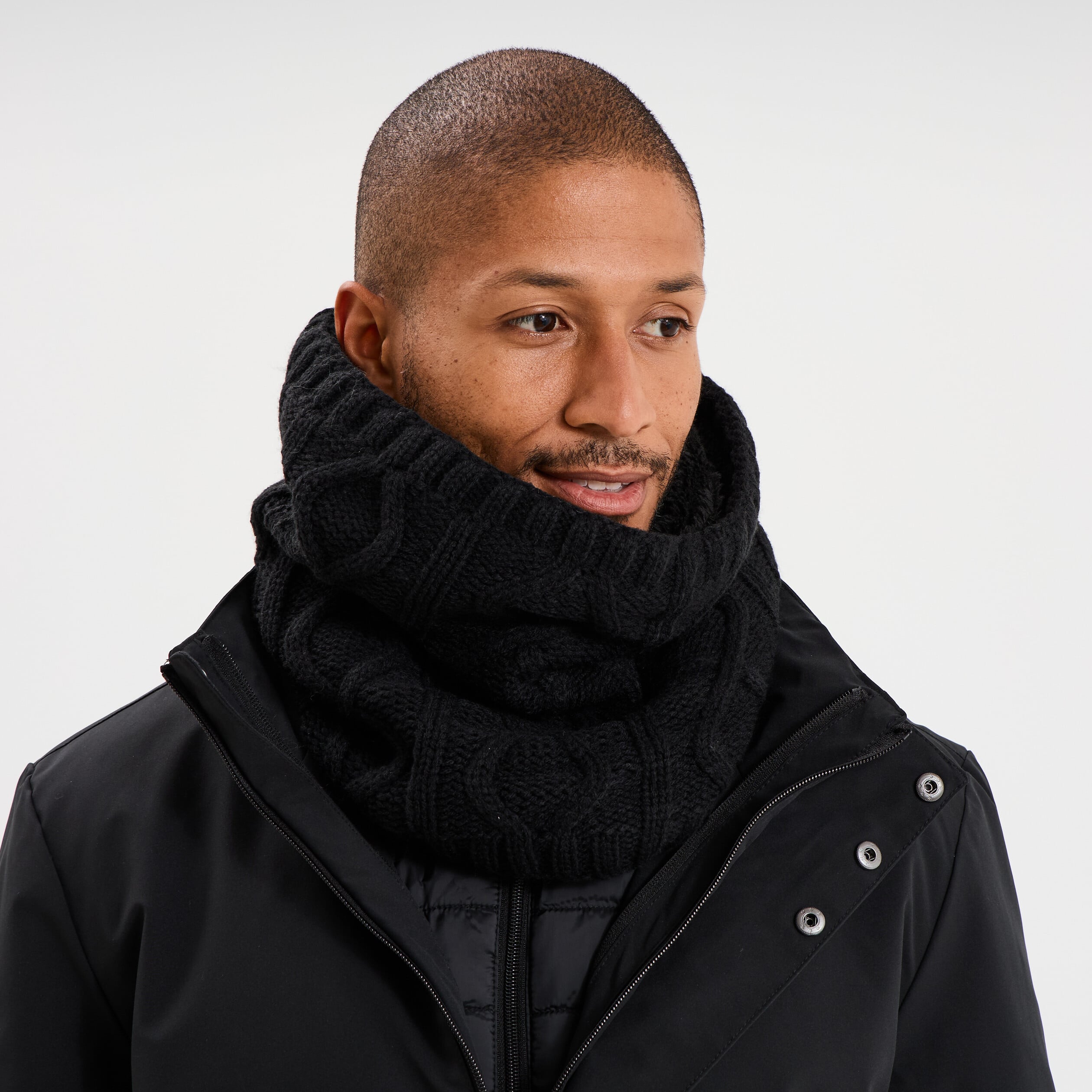 Tour de cou &agrave; torsades doubl&eacute; noir homme