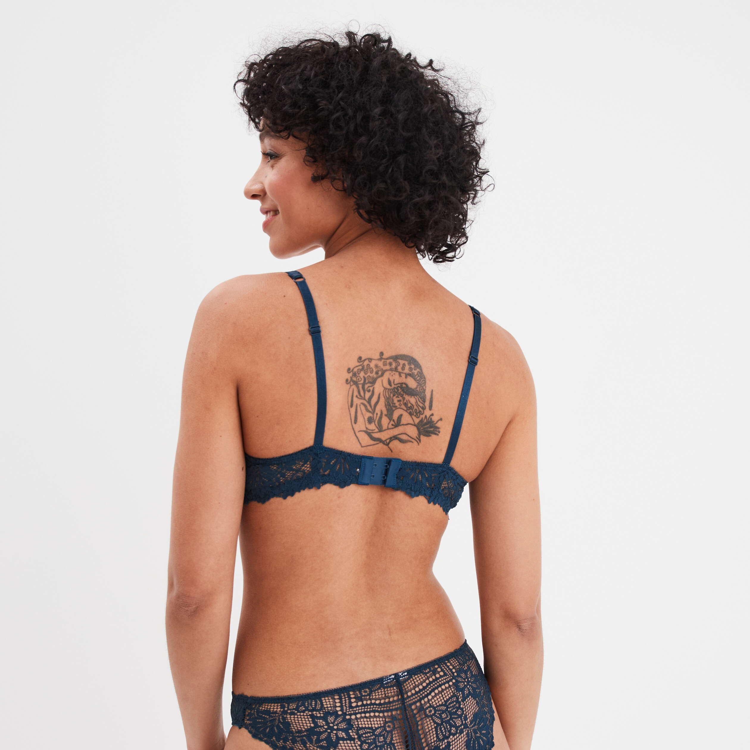 soutien gorge emboitant dentelle bleu canard femme Soutien-gorge emboîtant dentelle bleu canard femme