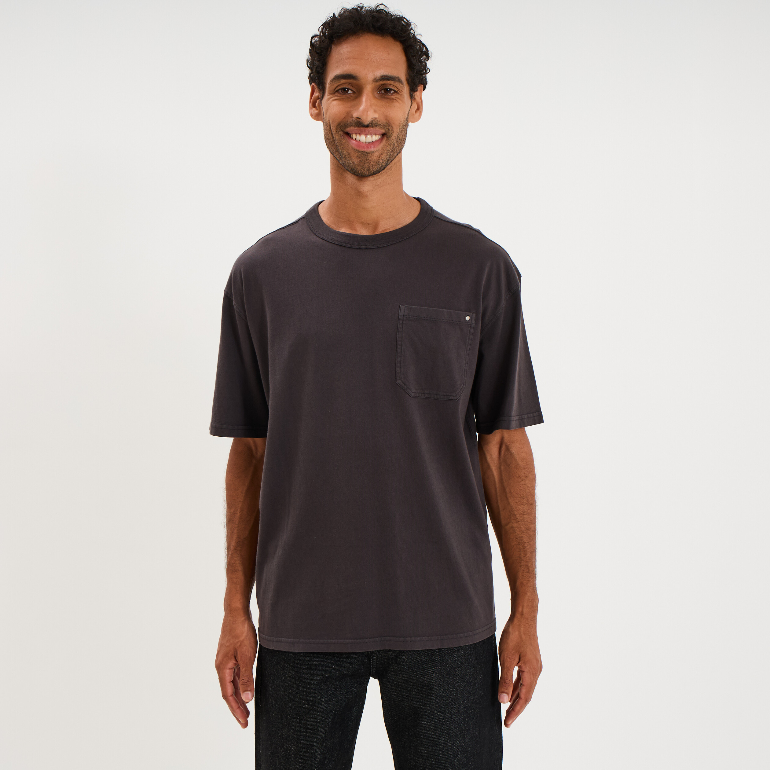 T-shirt 1 poche manches courtes coton gris fonc&eacute; homme