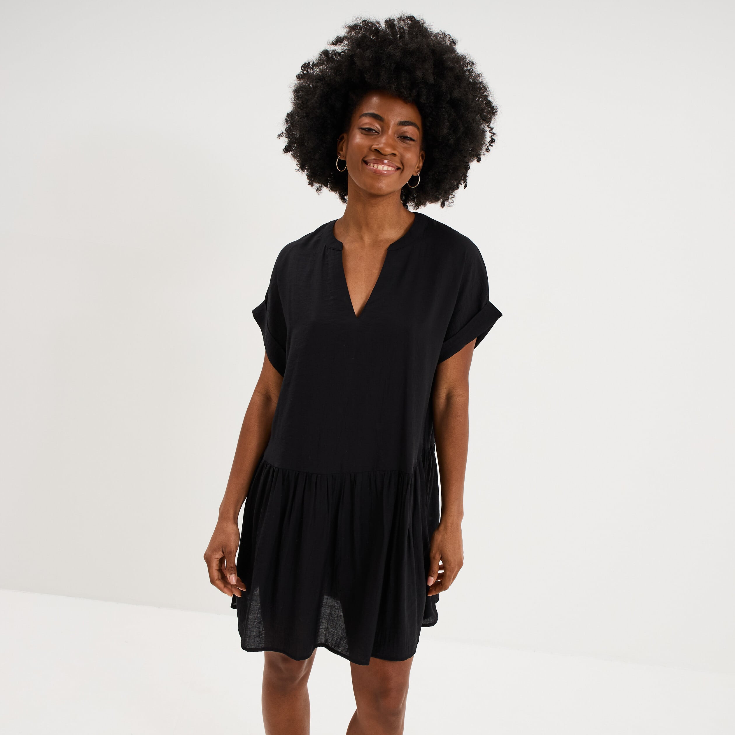Robe courte fluide bas volants noir femme