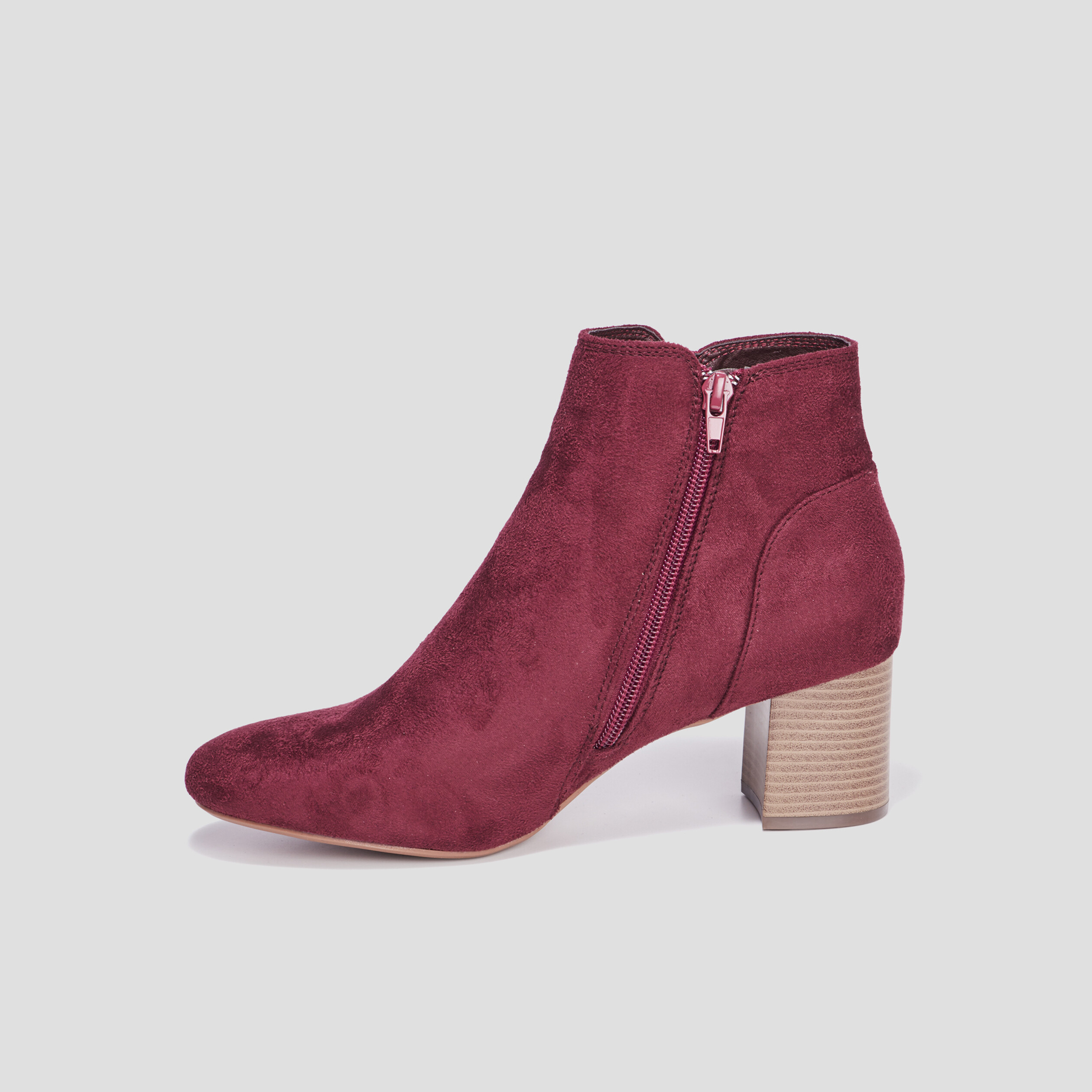Bottines suédines à talons bordeaux femme