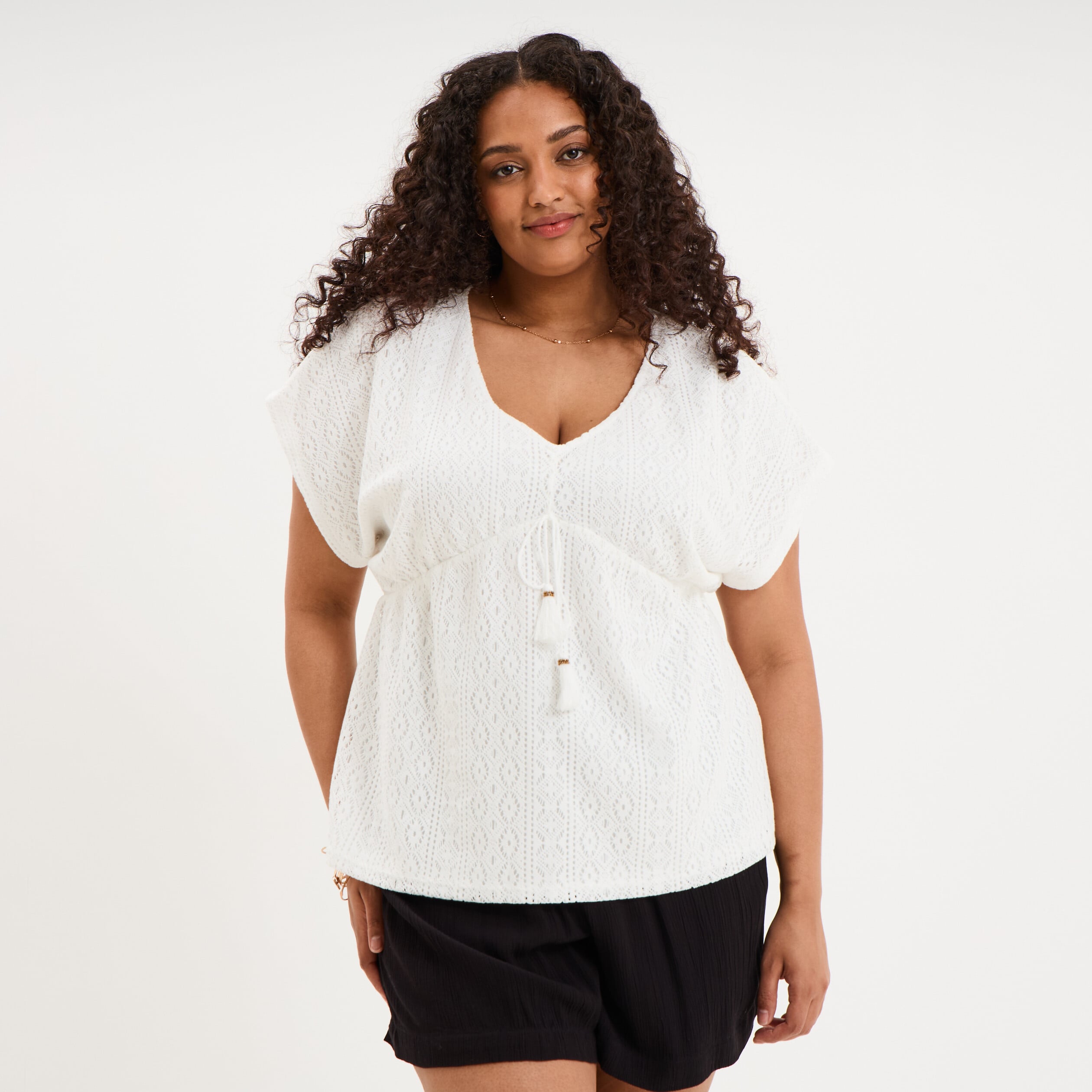 T-shirt dentelle avec cordon col blanc femme grande taille
