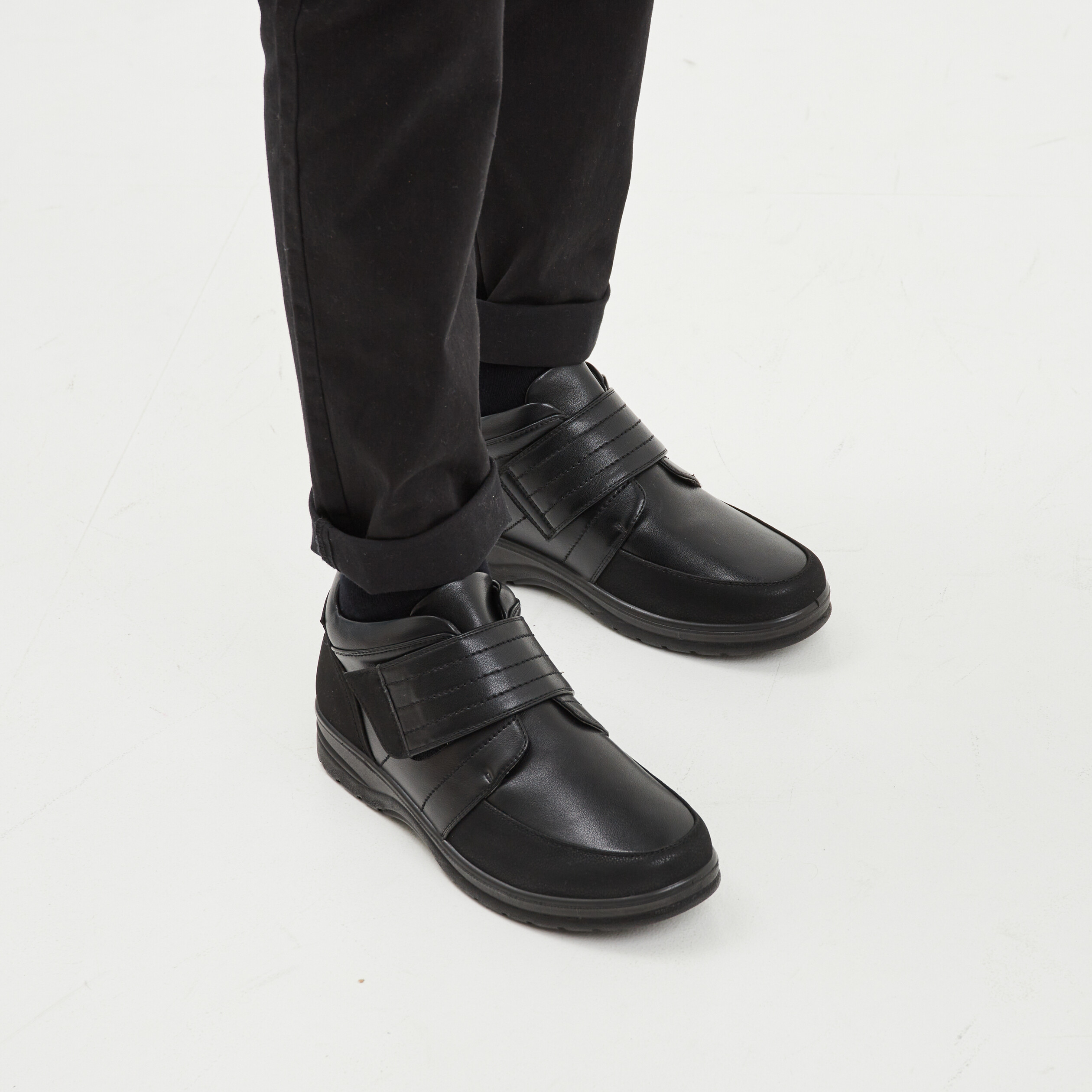 chaussures montantes a scratchs noir homme Chaussures montantes à scratchs noir homme
