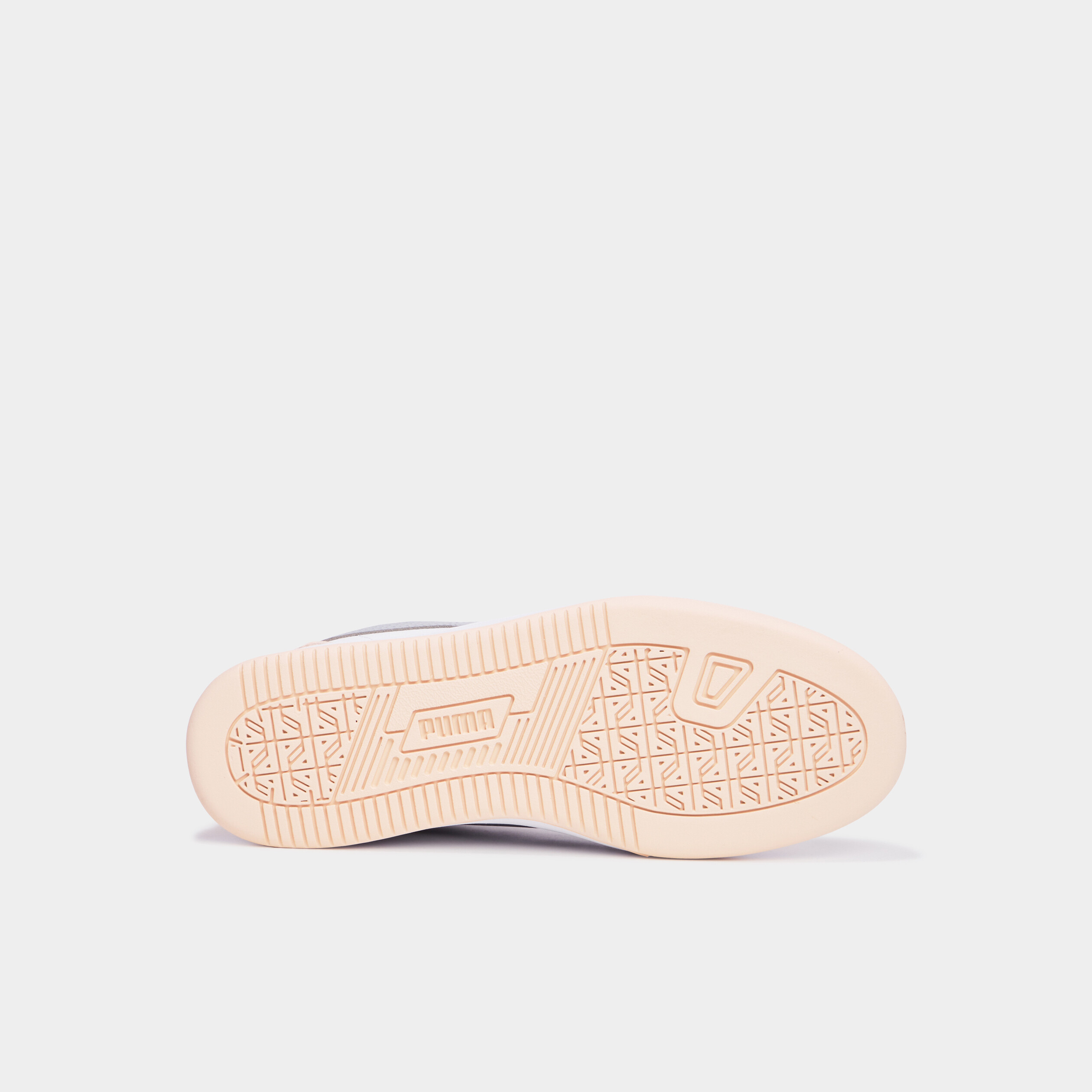 tennis basses a lacets puma v6 rose poudree femme Tennis basses à lacets Puma V6 rose poudrée femme