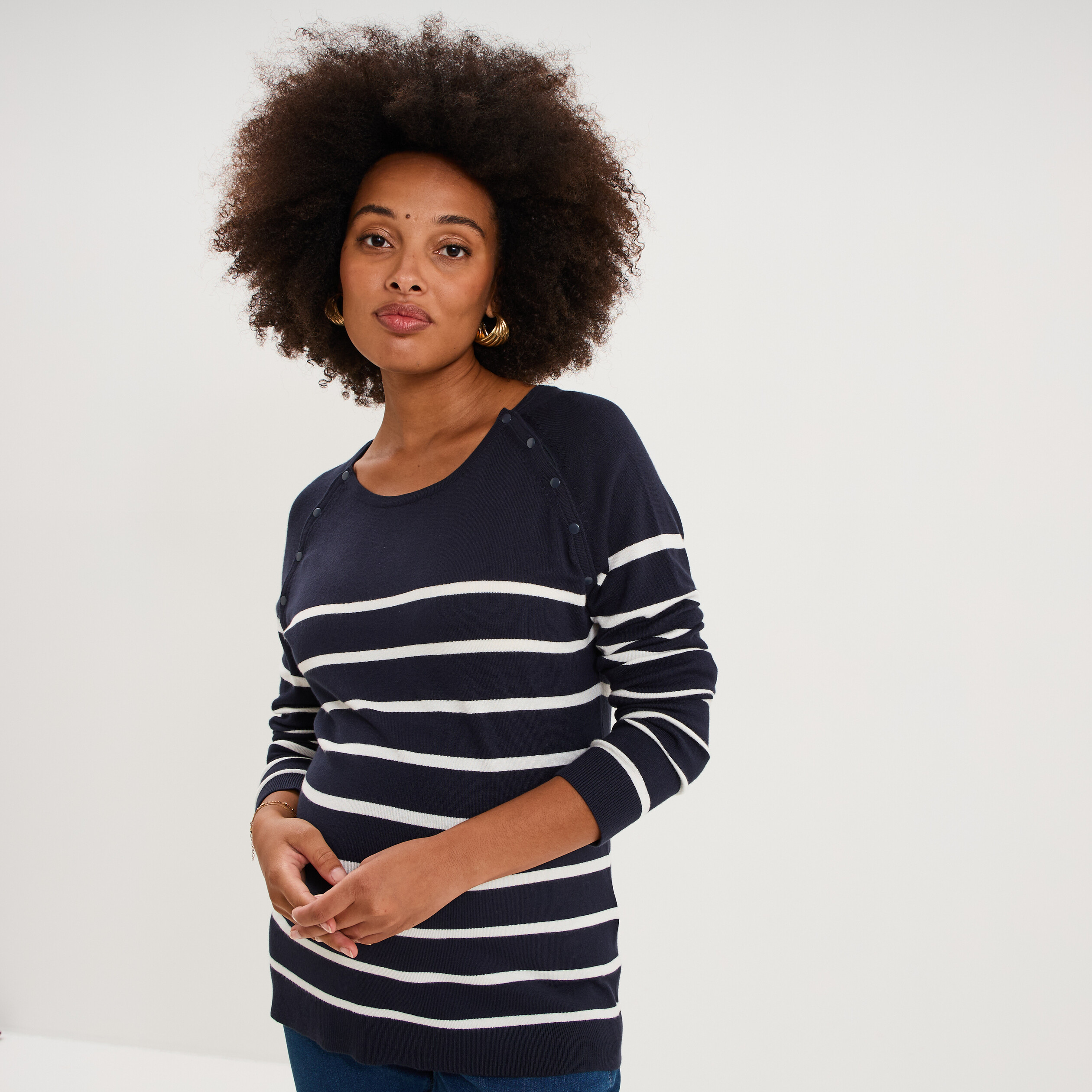 Pull boutonn&eacute; allaitement blanc femme maternit&eacute;