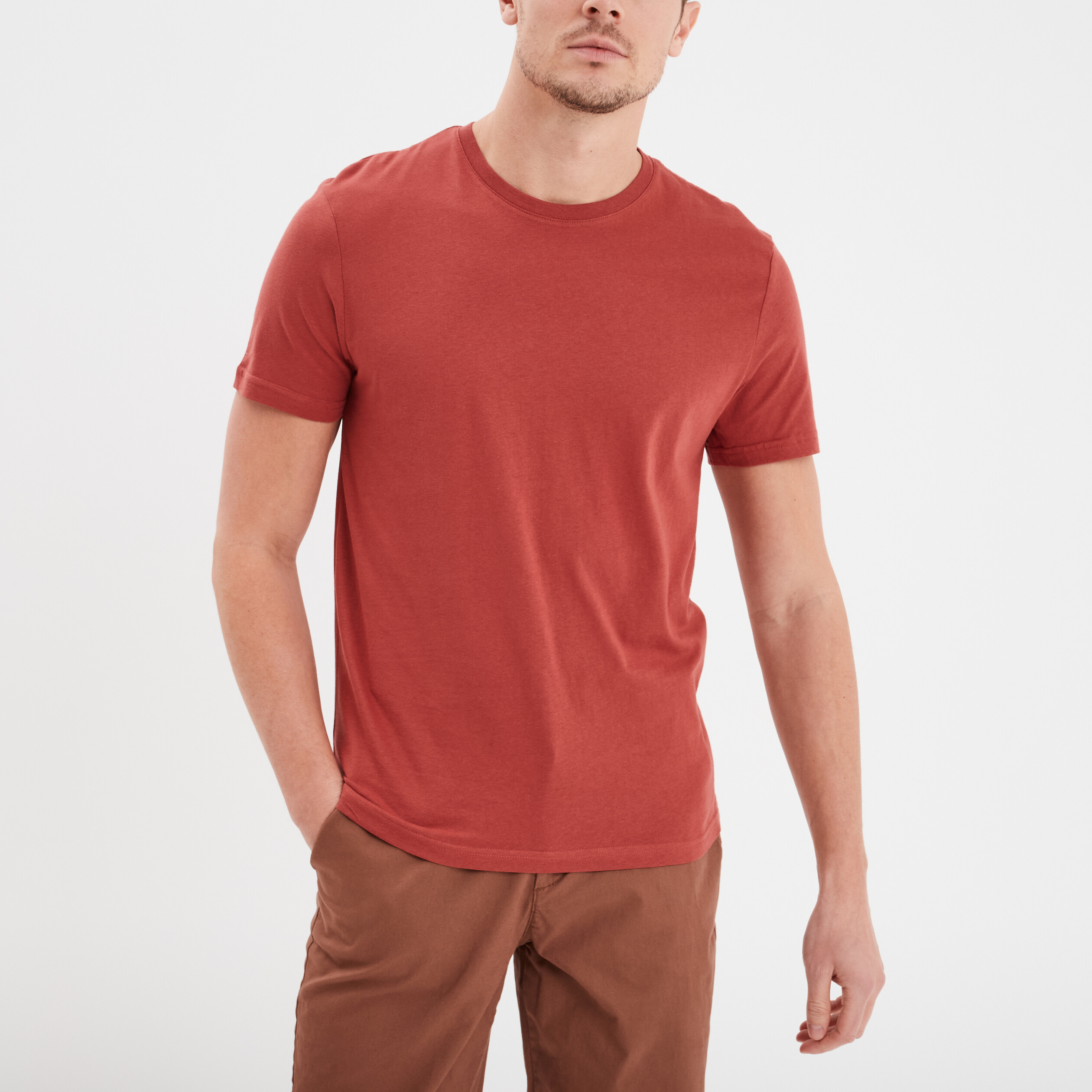 T-shirt droit en coton manches courtes rouge fonc&eacute; homme