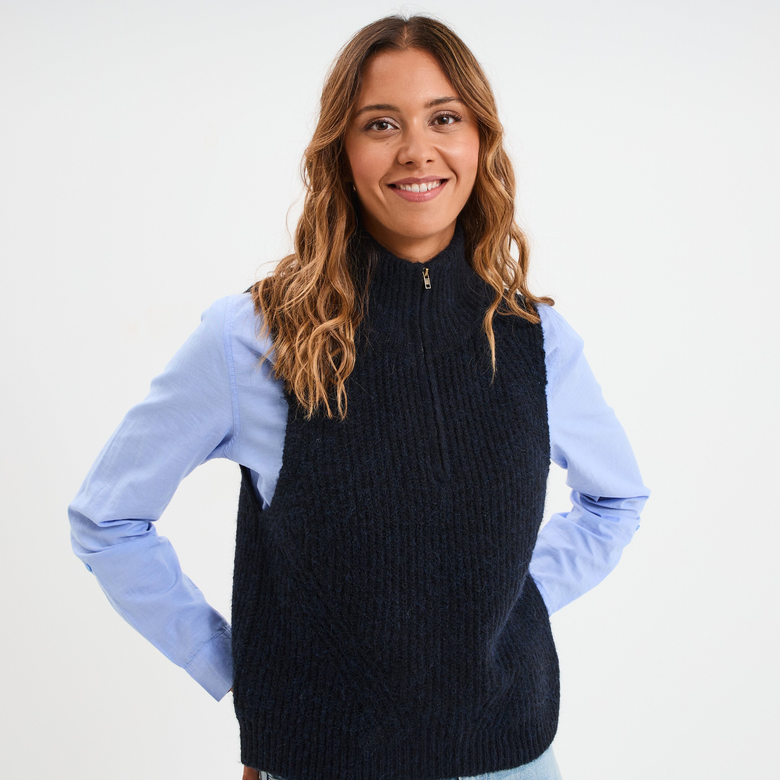 Pull col camionneur sans manches bleu foncé femme La Halle