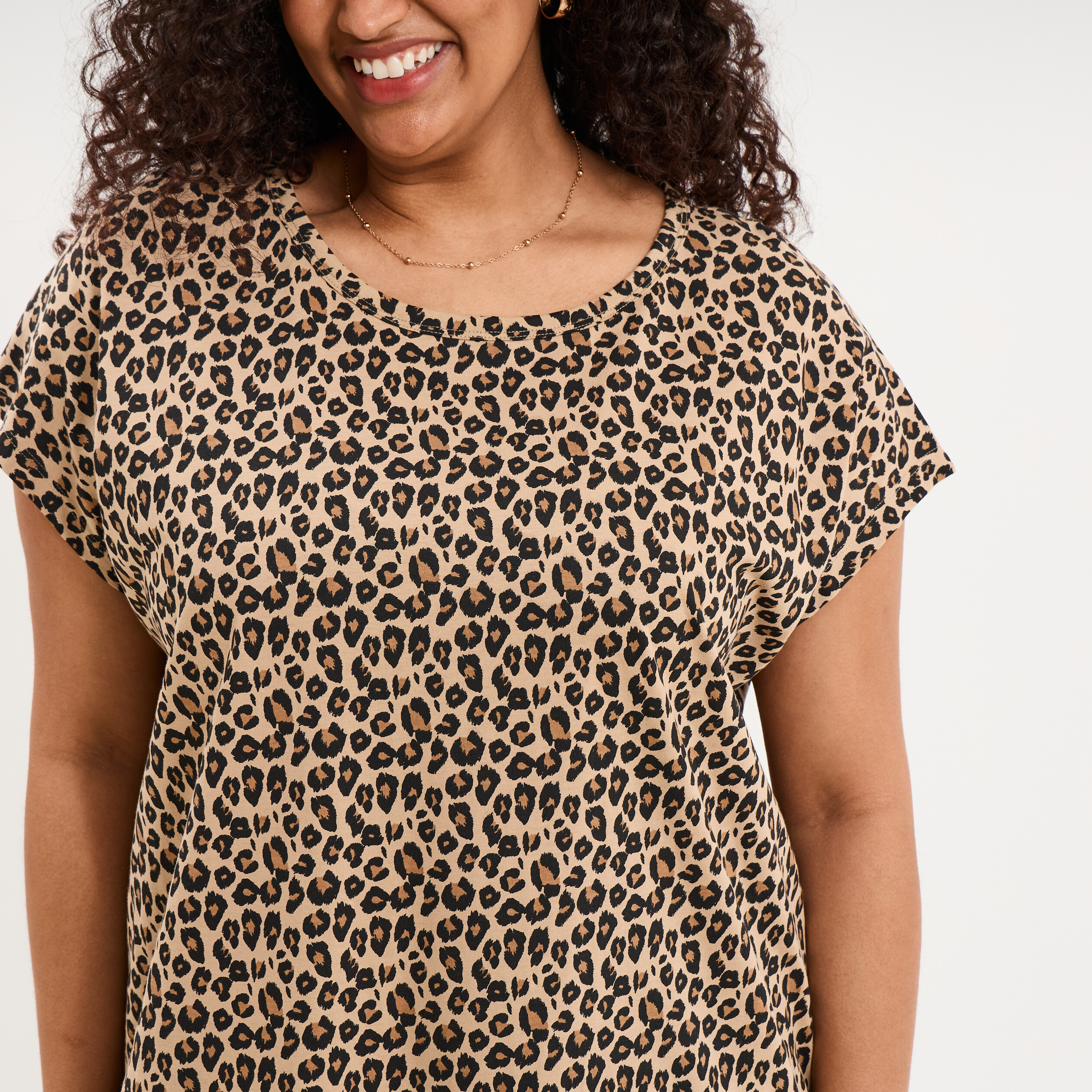 Robe courte droite manches courtes sable femme grande taille
