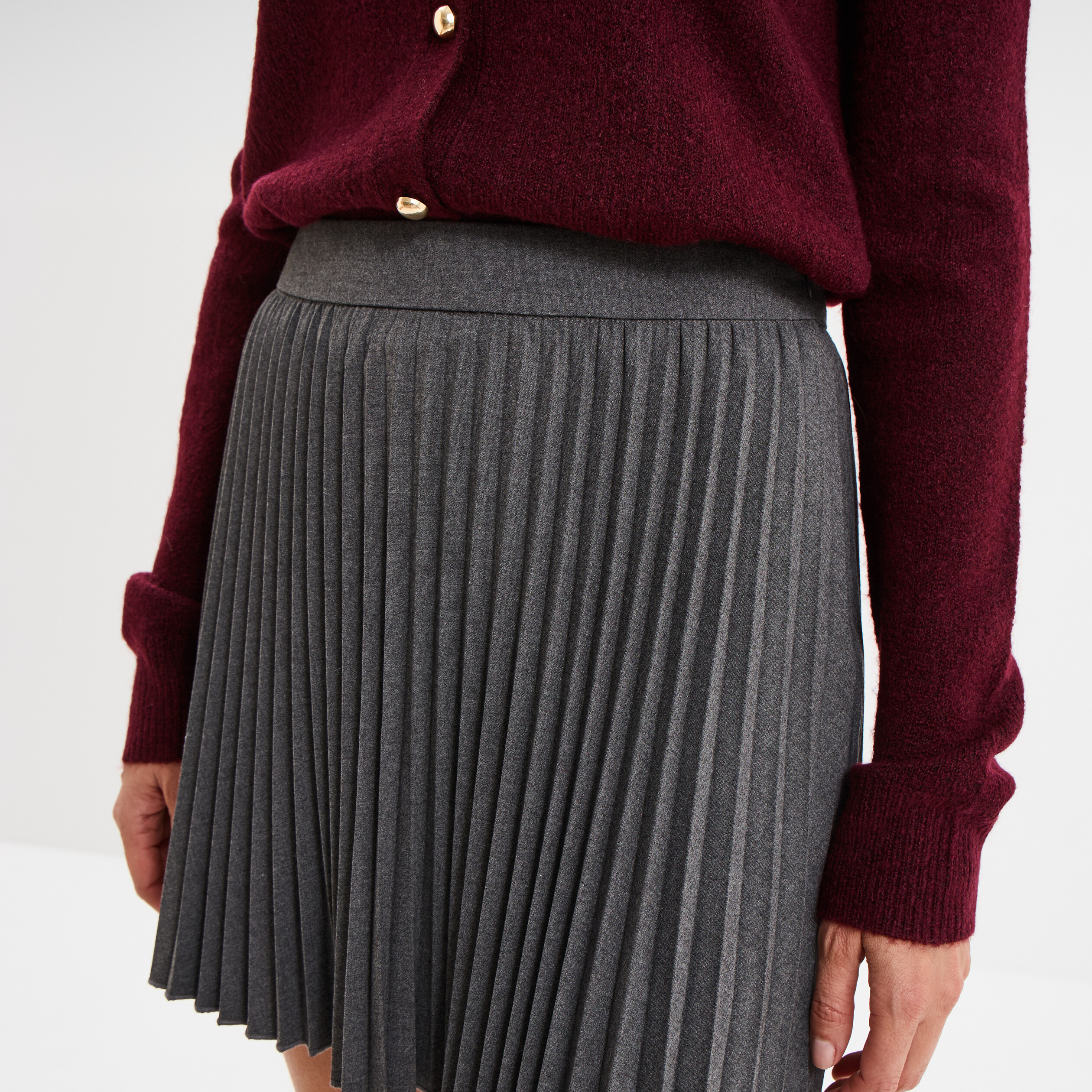 Jupe Plissée Noire Et Gris - Taille S - Midi - Polyester - Occasion Très Bon État